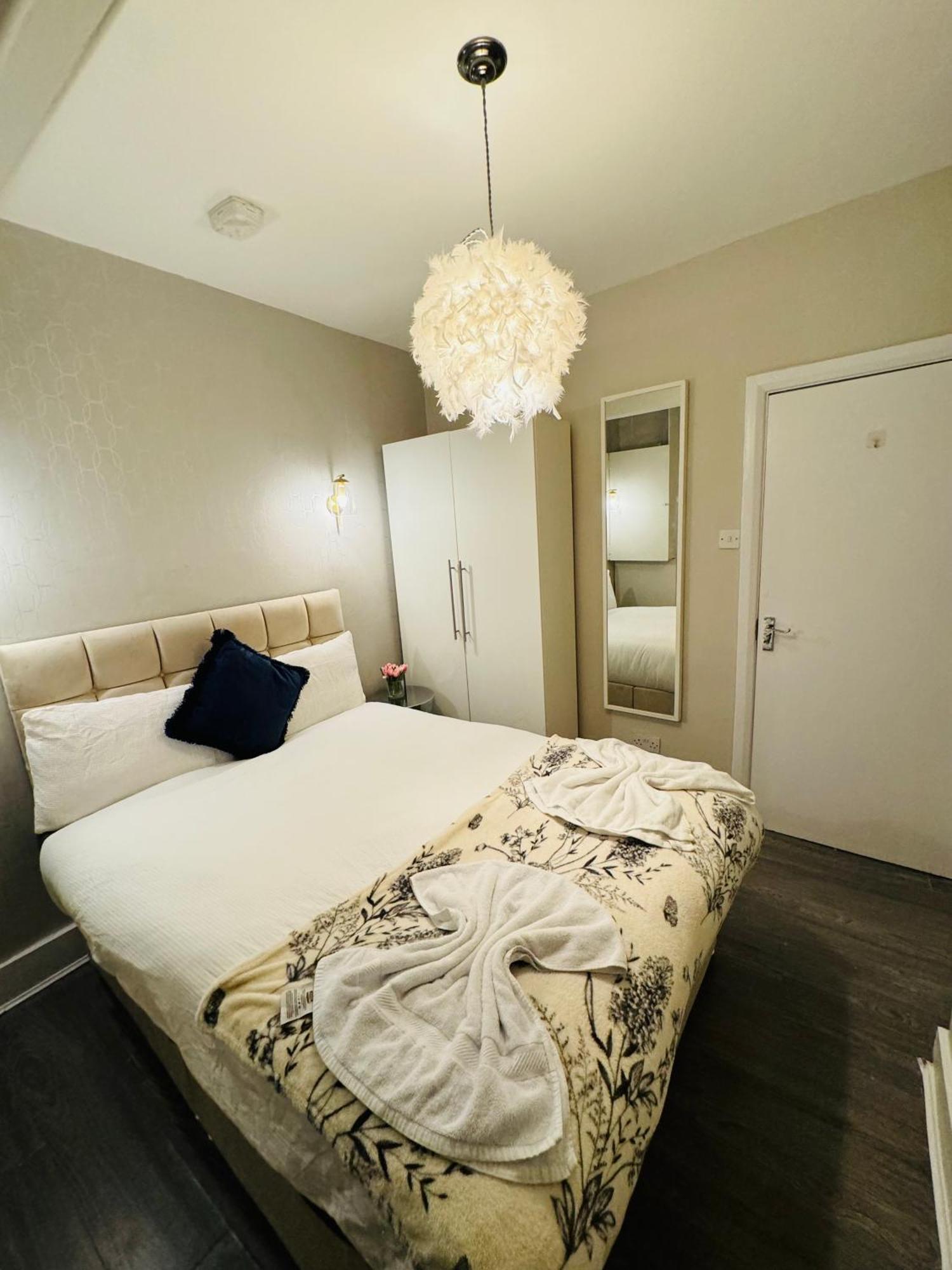 Eye 3 Bedroom Apartment *