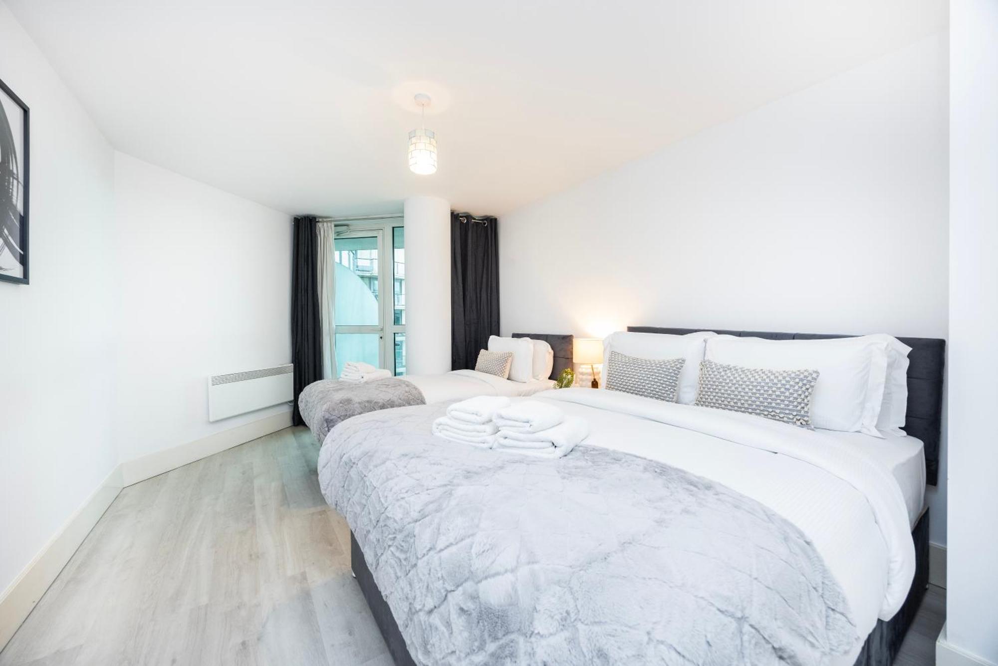 Welcomestay St Georges Wharf * London