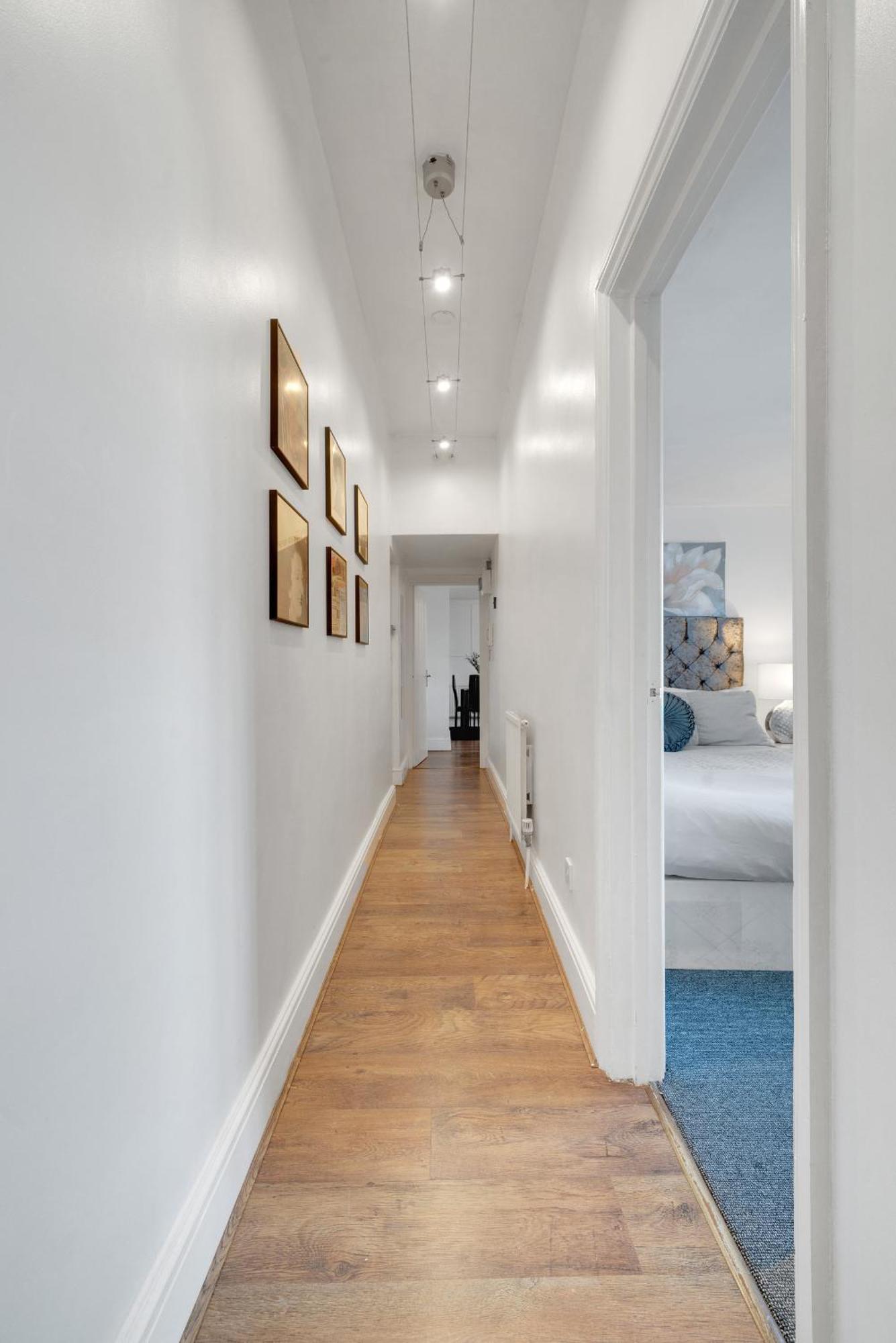 Lägenhet Spacious 2 Bedroom Near Excel & Canary Wharf With Free Gated Parking *