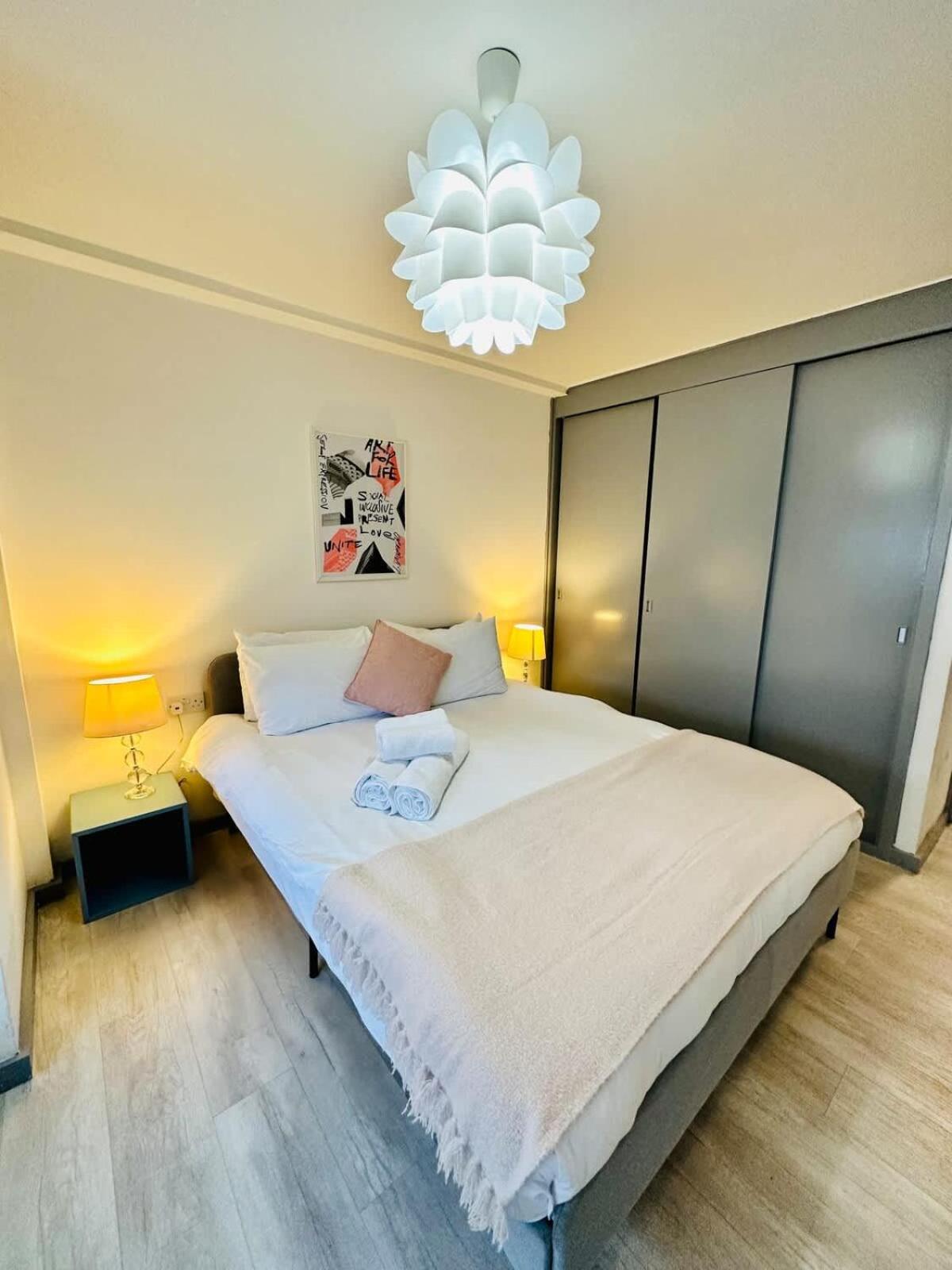 Holiday home Kensington Gardens 2 Bedroom Flat With A Balcony