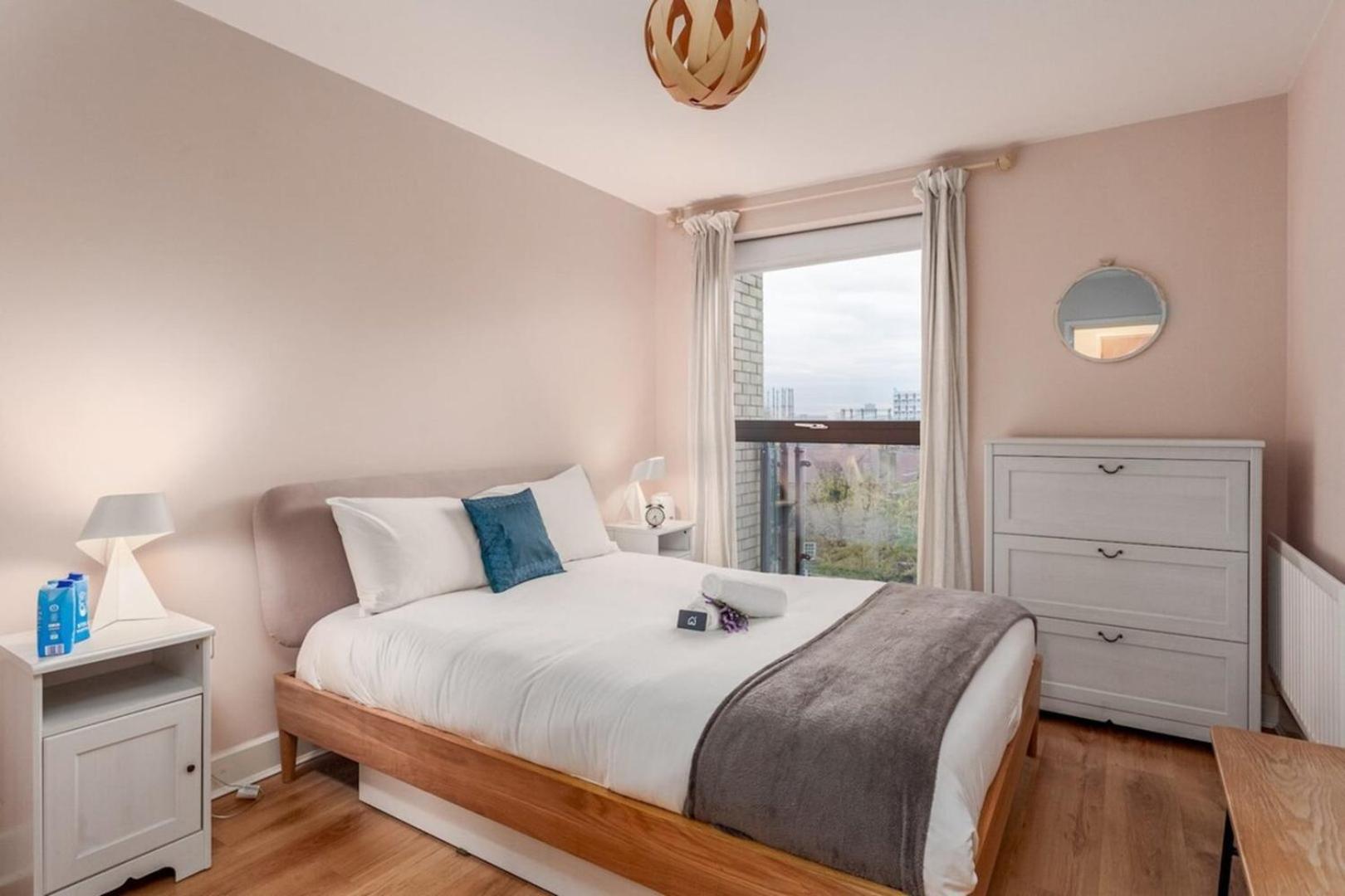 Bright And Stylish Kennington Gem * Londen
