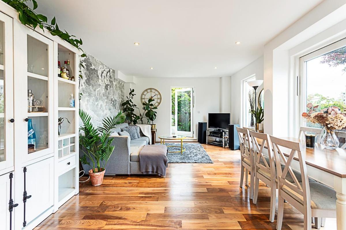 3 Bed Luxury Penthouse In Shoreditch Londen