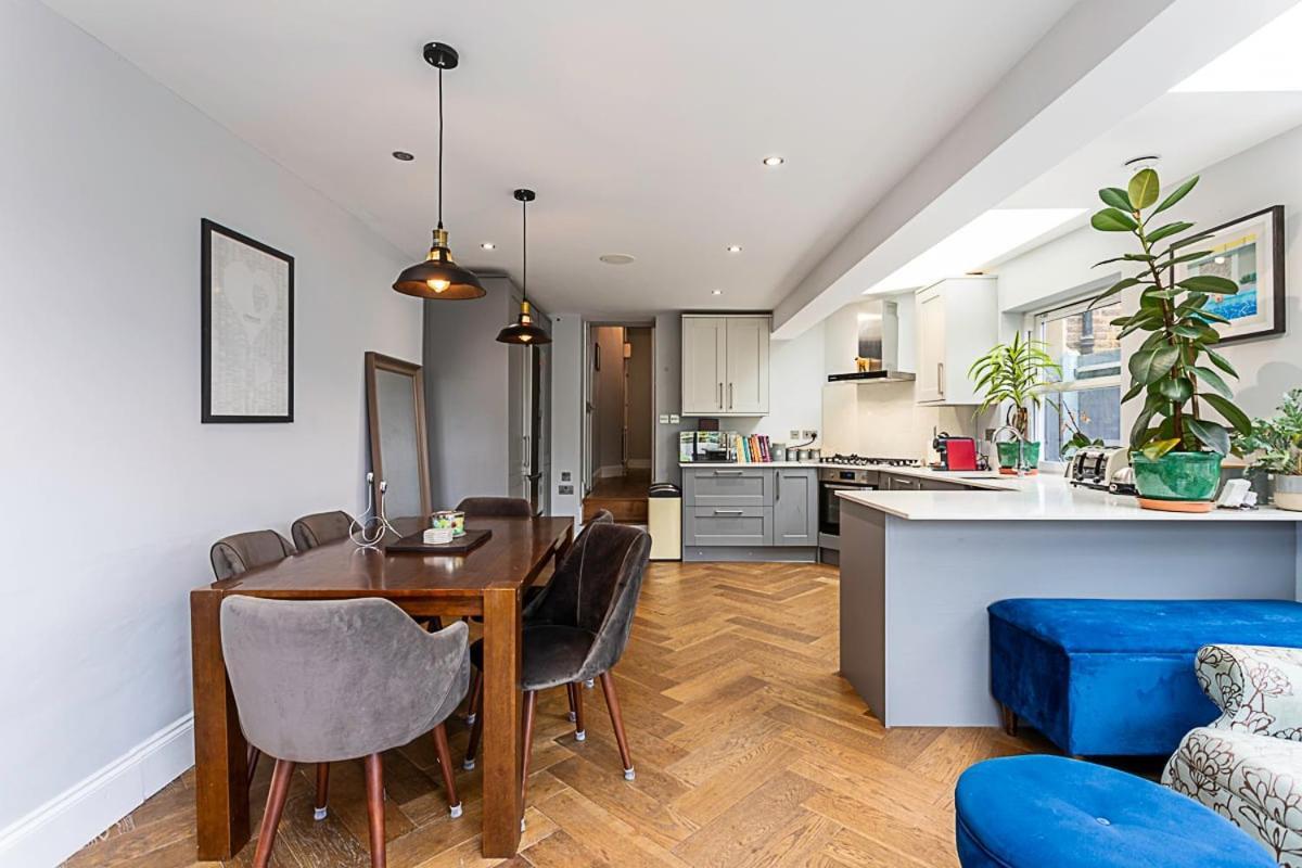 Modern And Spacious Colliers Wood Appartement *