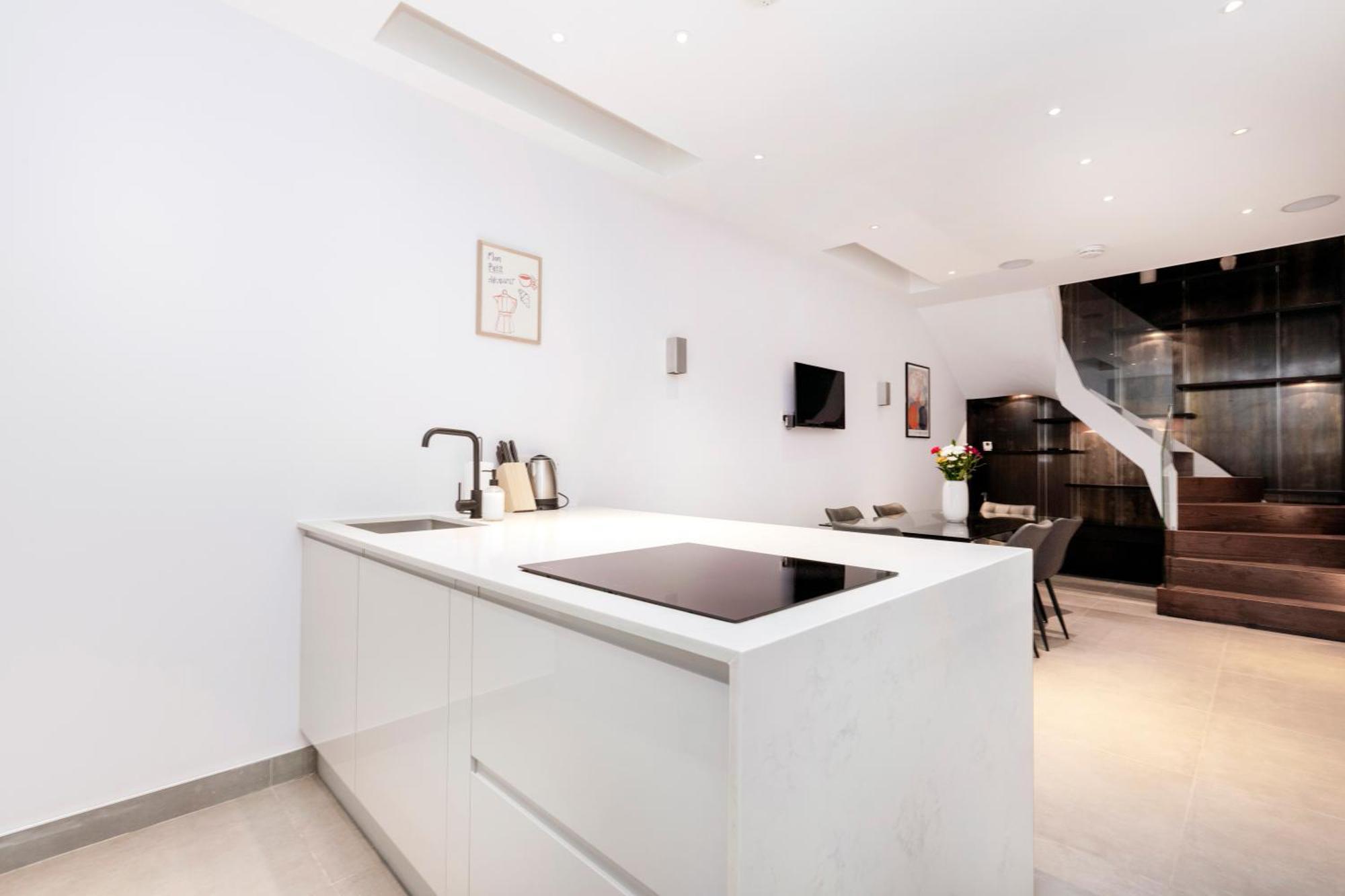 Gorgeous 3 Bed House In Paddington Ferienhaus London