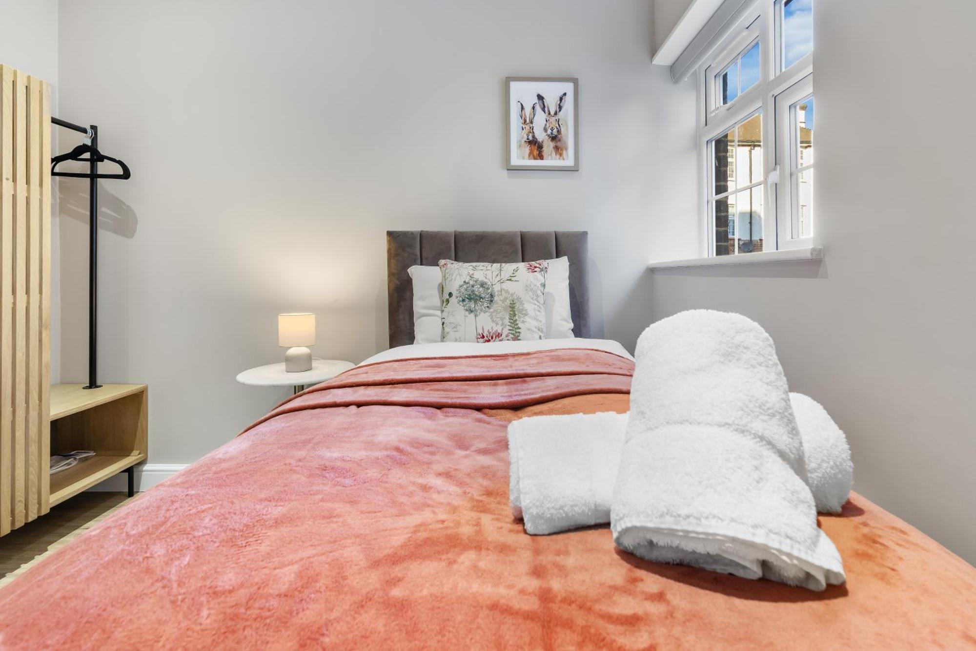 Luxury At Golders - Unico Residences * Londres