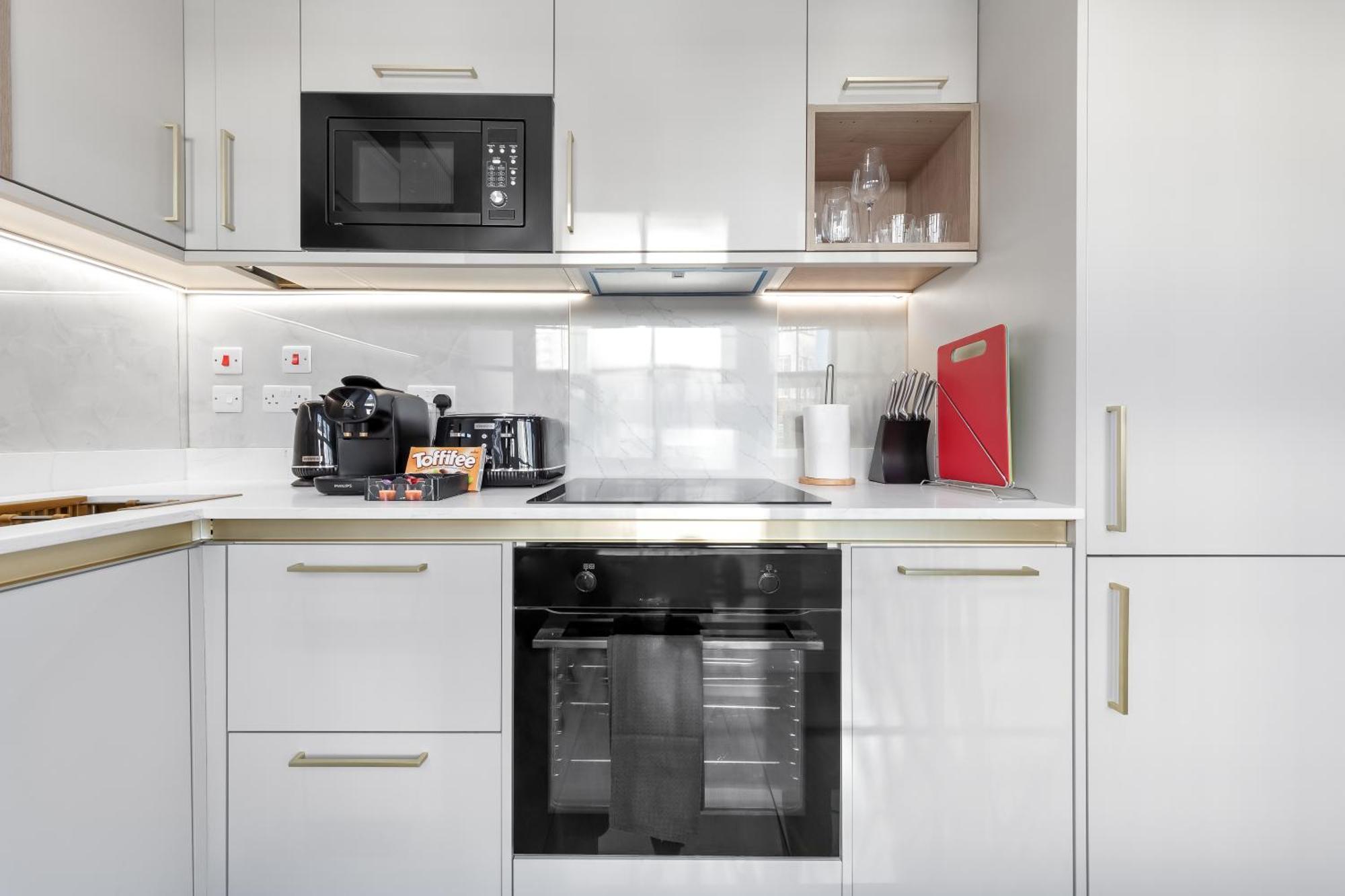 Luxury At Golders - Unico Residences