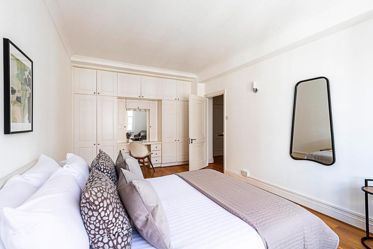Modern 2 Bedroom Flat Near Queensway Apartment *