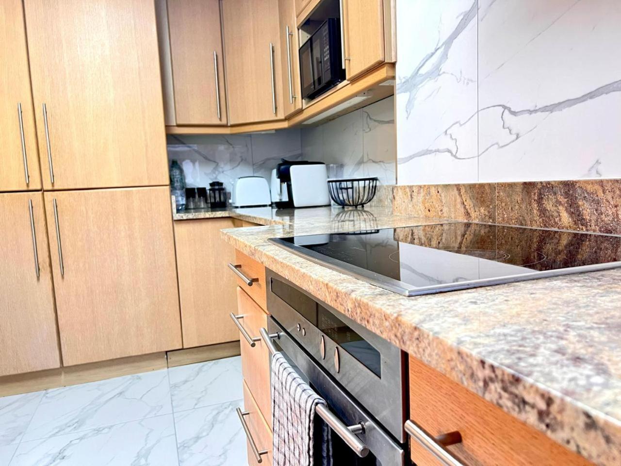 Two Bedroom In Paddington Lägenhet