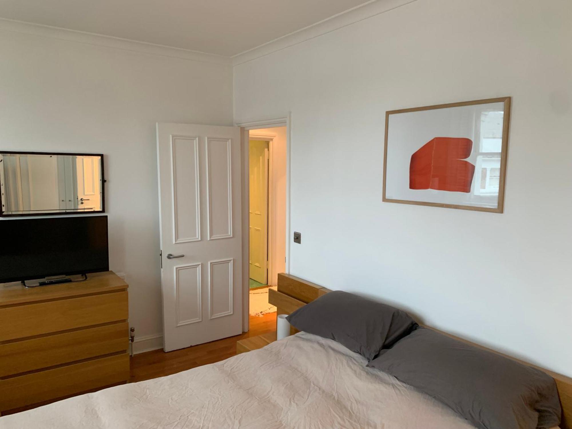 Prime Notting Hill, Luxurious 2 Beds, Roof Terrace * Londra