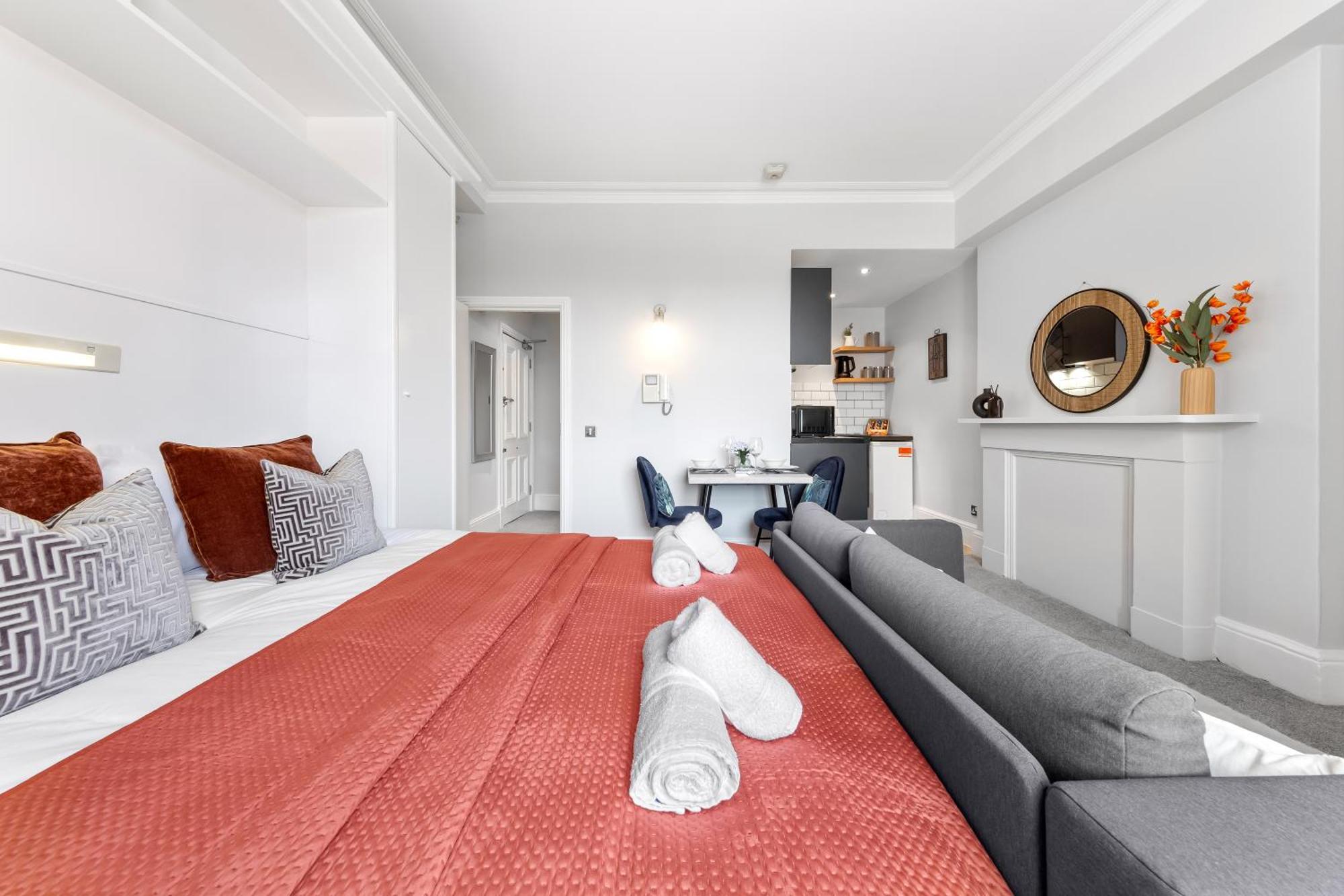 The Kensington - Unico Residences London