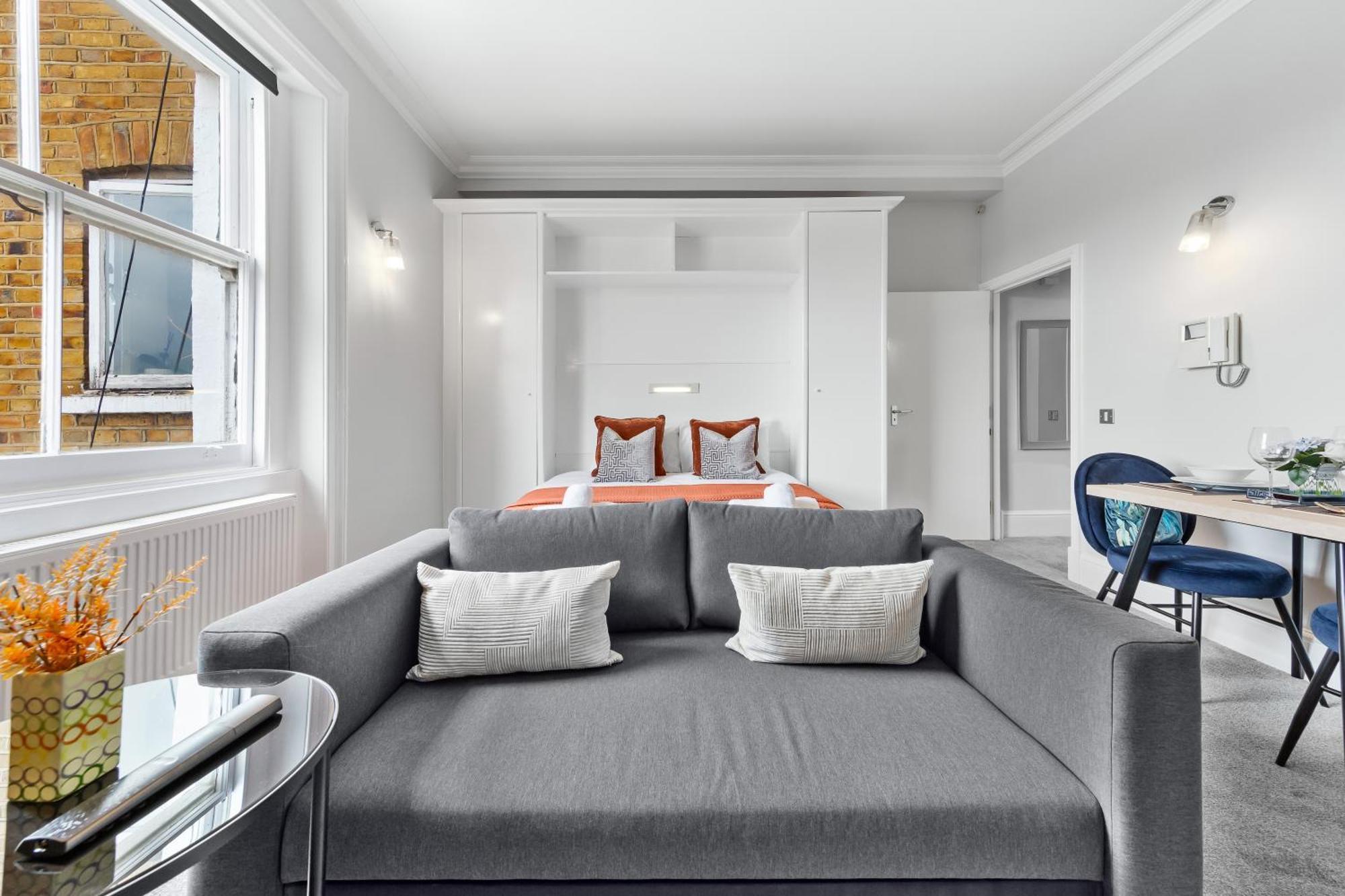 The Kensington - Unico Residences Apartment *