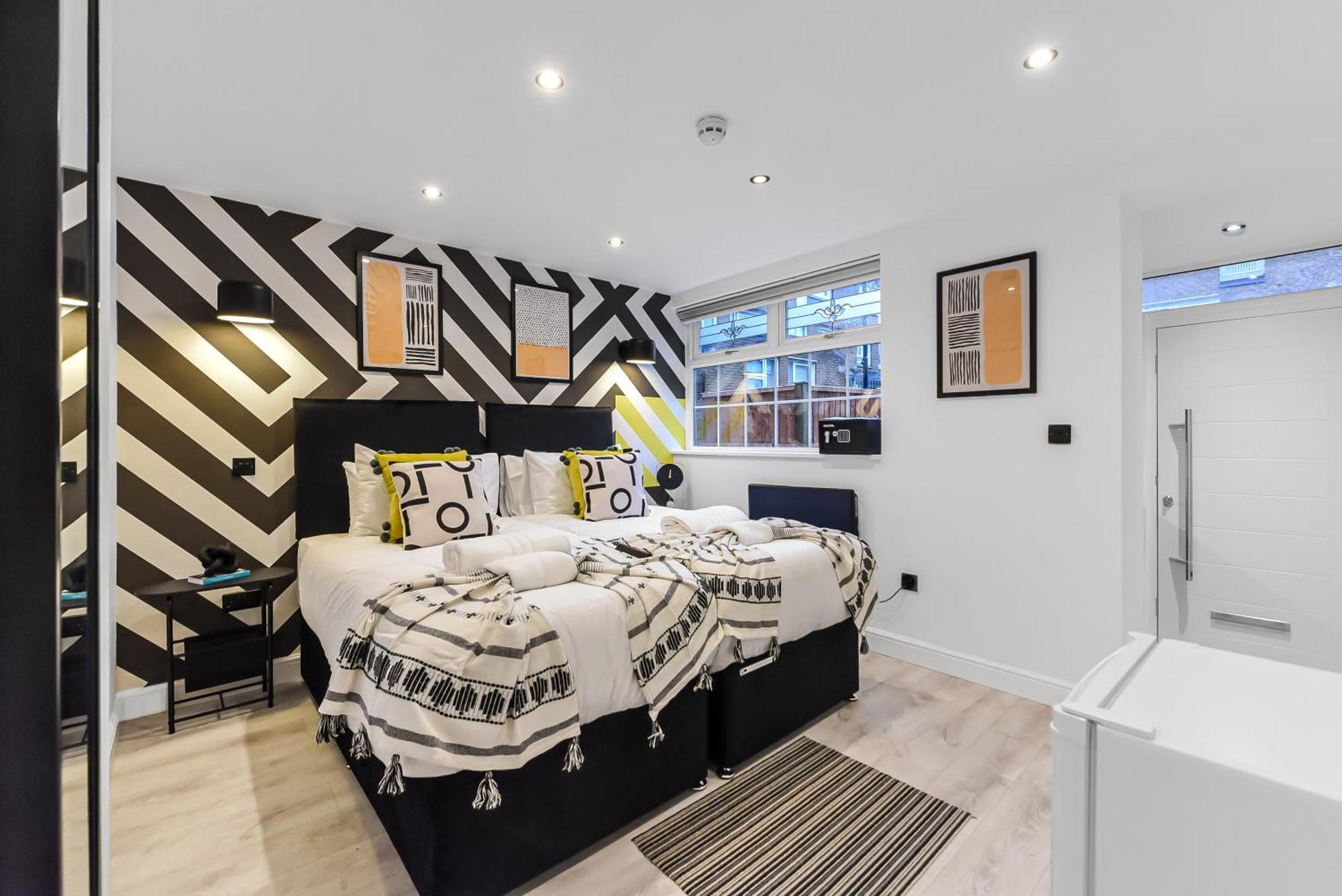 Bright & Bold Perfect For A Chic Londen