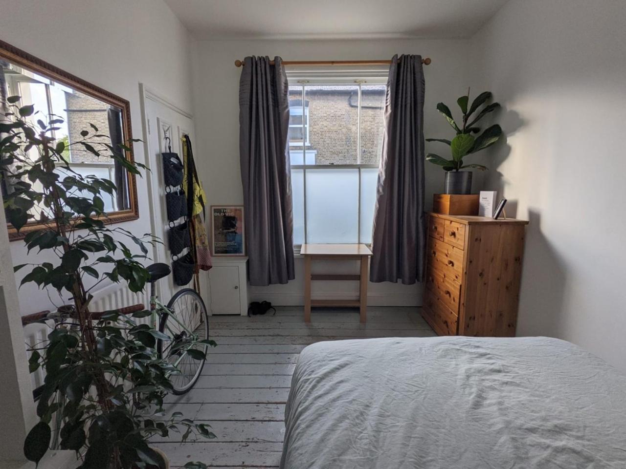 Cosy Christmas In Lovely Child Friendly Flat London