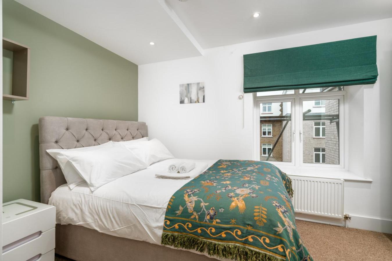 Stunning 3 Bedroom Flat, With Parking, Sleeps Six, Near Greenwich Park Appartamento