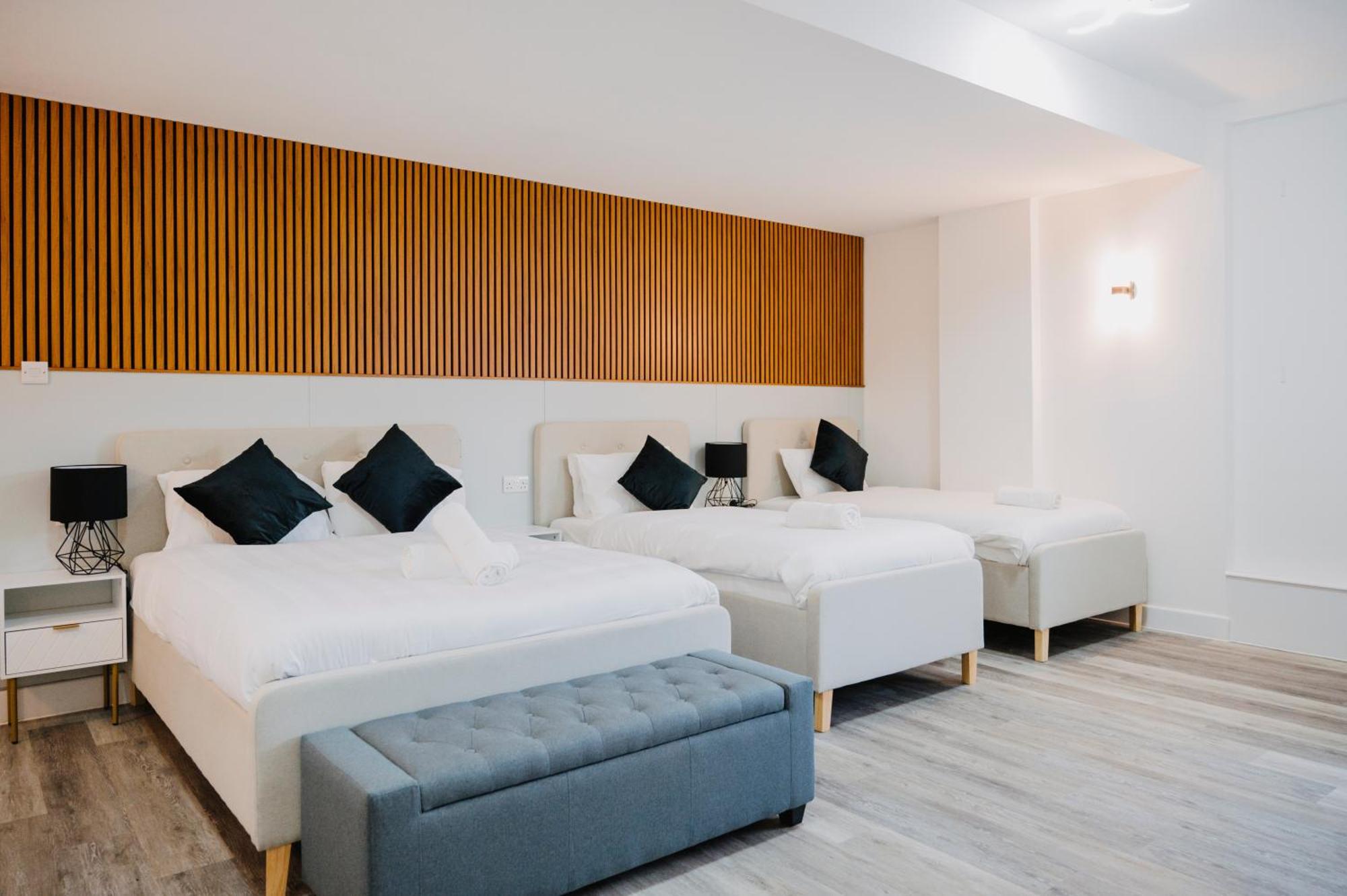 Hotel Wns Skylines Village London