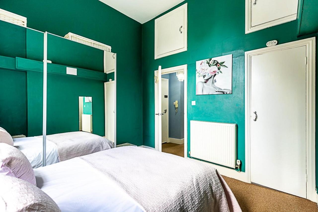 Chic 1 Bedroom Parkview Flat At Arundel Square * Londen