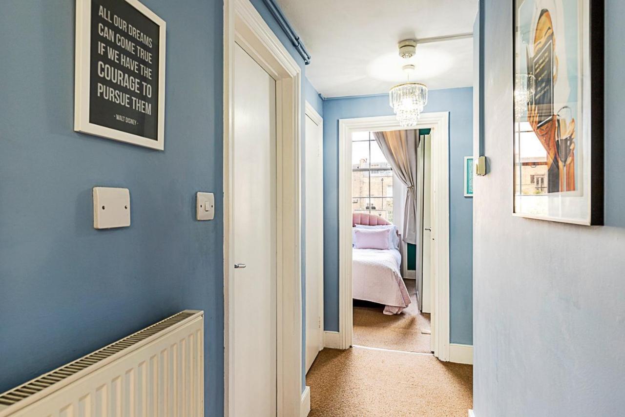 Chic 1 Bedroom Parkview Flat At Arundel Square * Londen