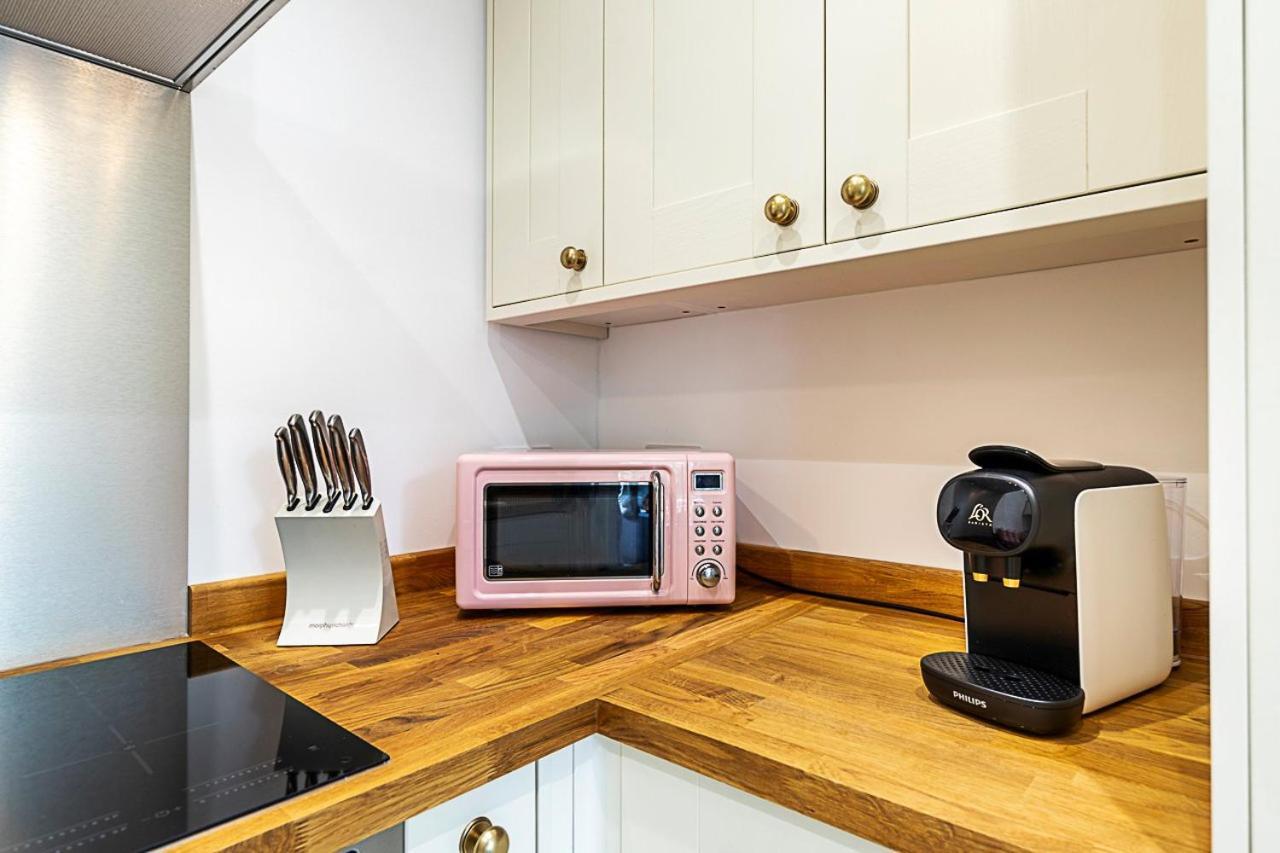 Chic 1 Bedroom Parkview Flat At Arundel Square Appartement *
