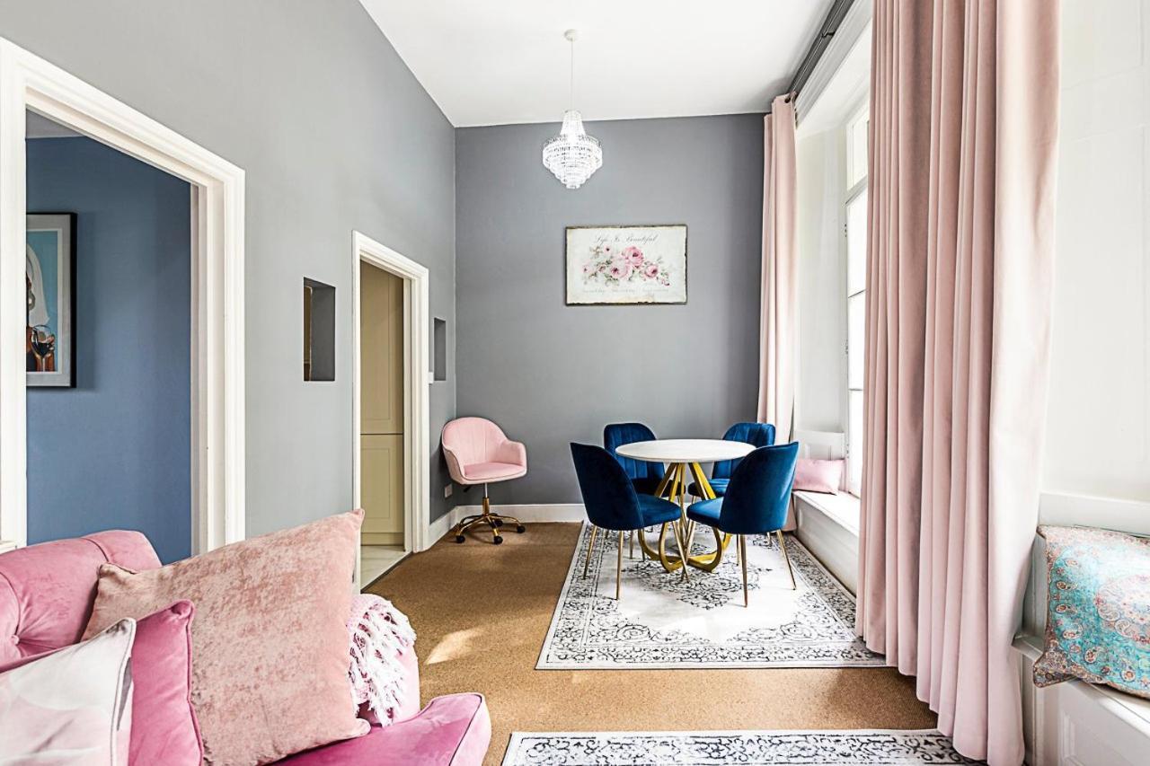 Chic 1 Bedroom Parkview Flat At Arundel Square Appartement *