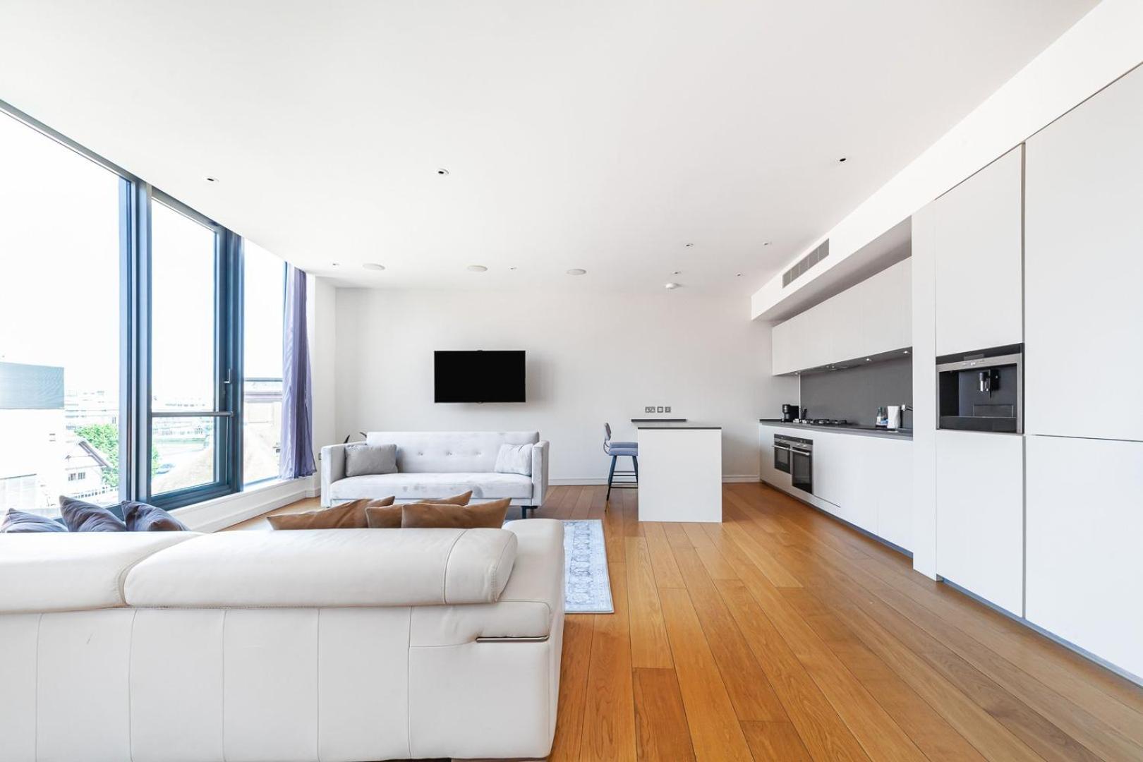 Apartment Luxury Penthouse Overlooking The Thames London