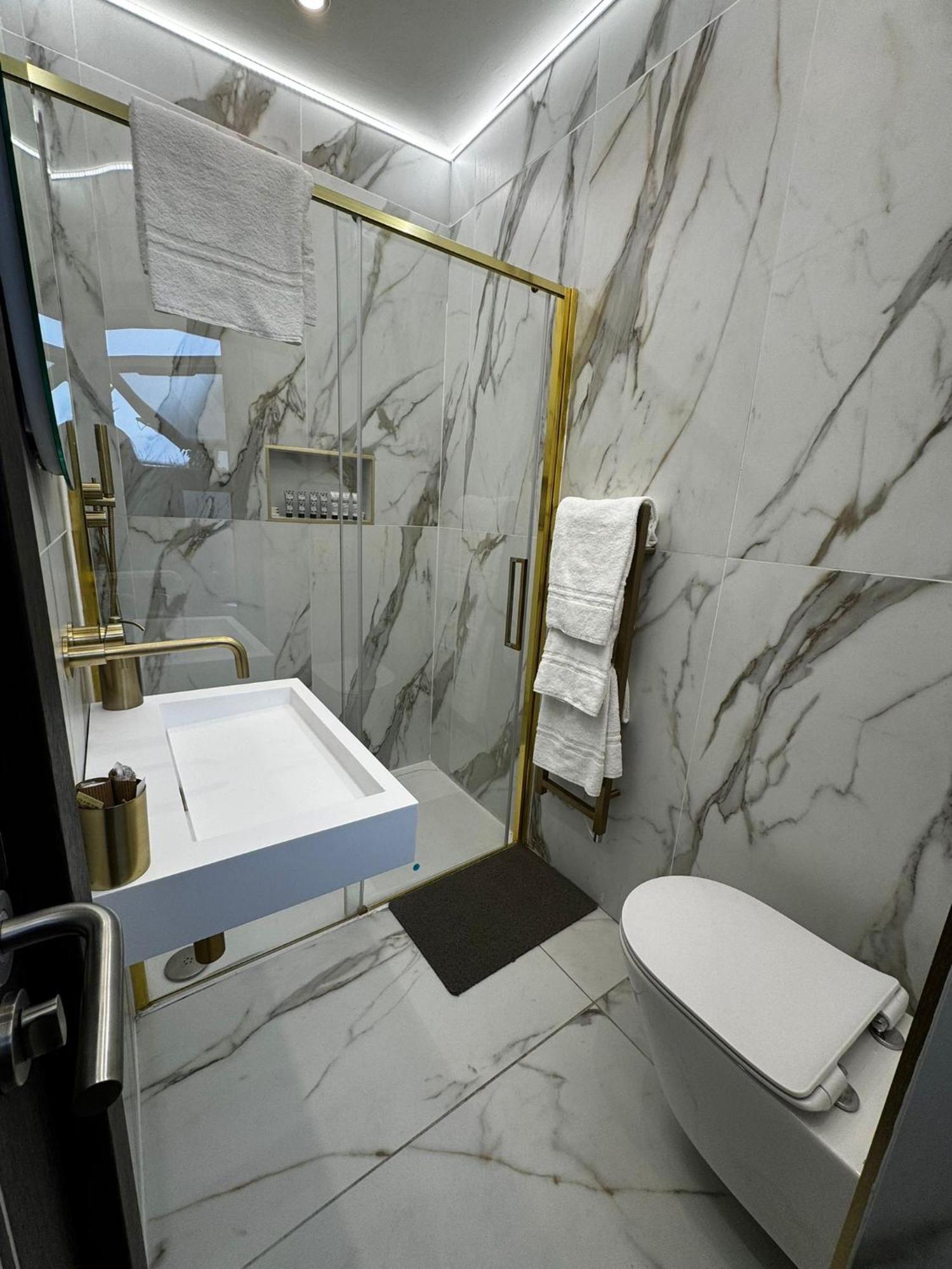 Park Avenue Hotell 3*