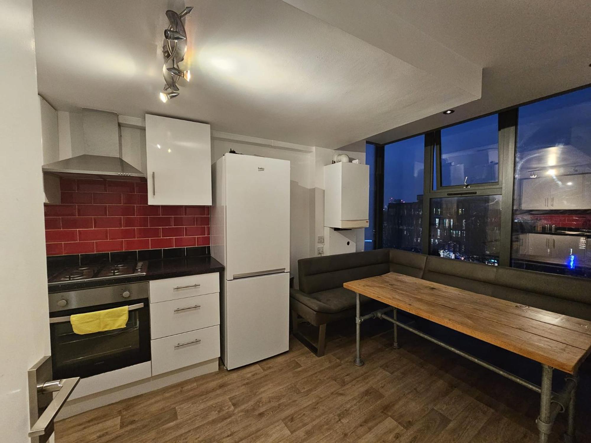 E1 Luxury Penthouse Guest house *