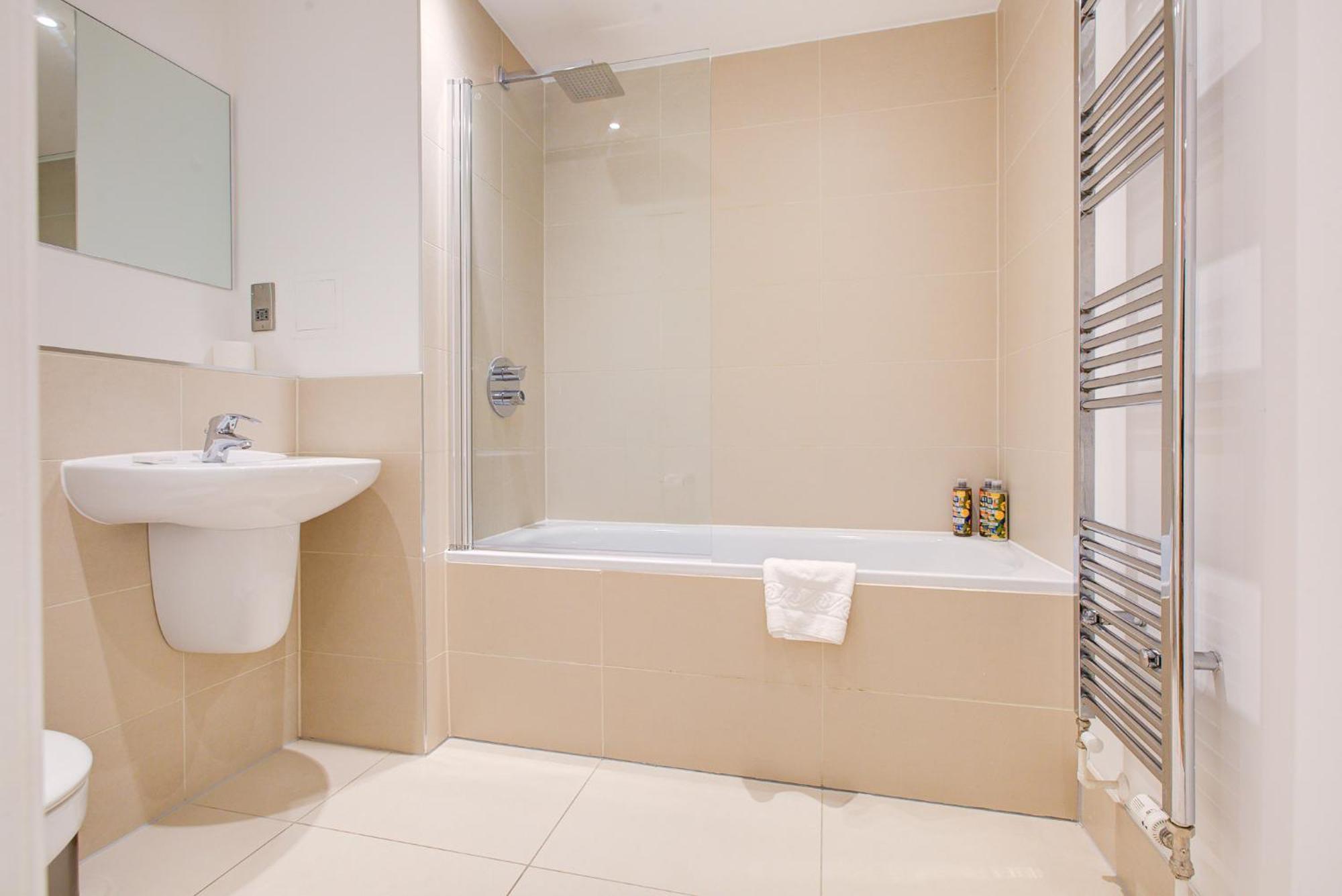 Hybrid Resi Greenwich Near O2 Arena Appartement Londen