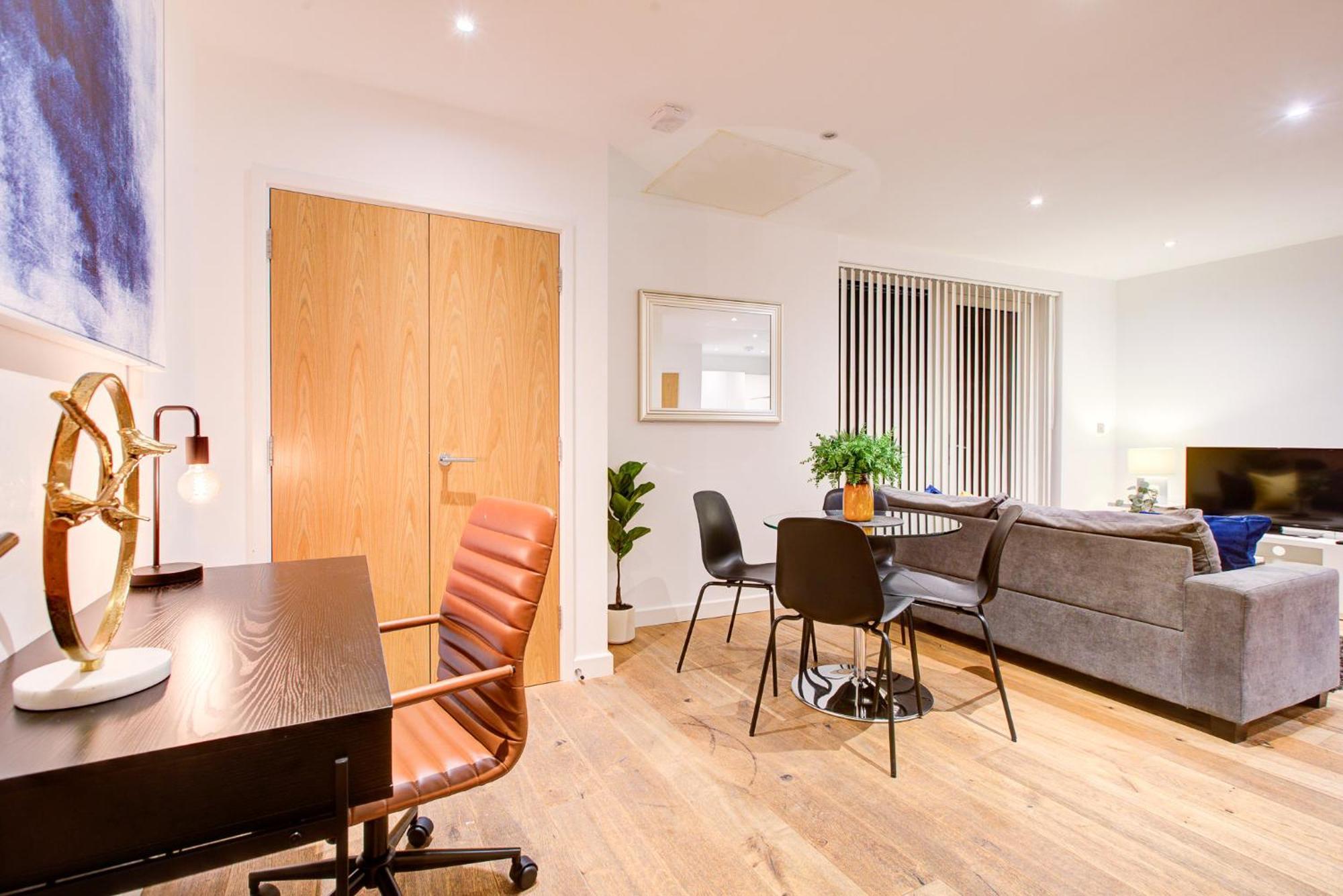 Hybrid Resi Greenwich Near O2 Arena Londen
