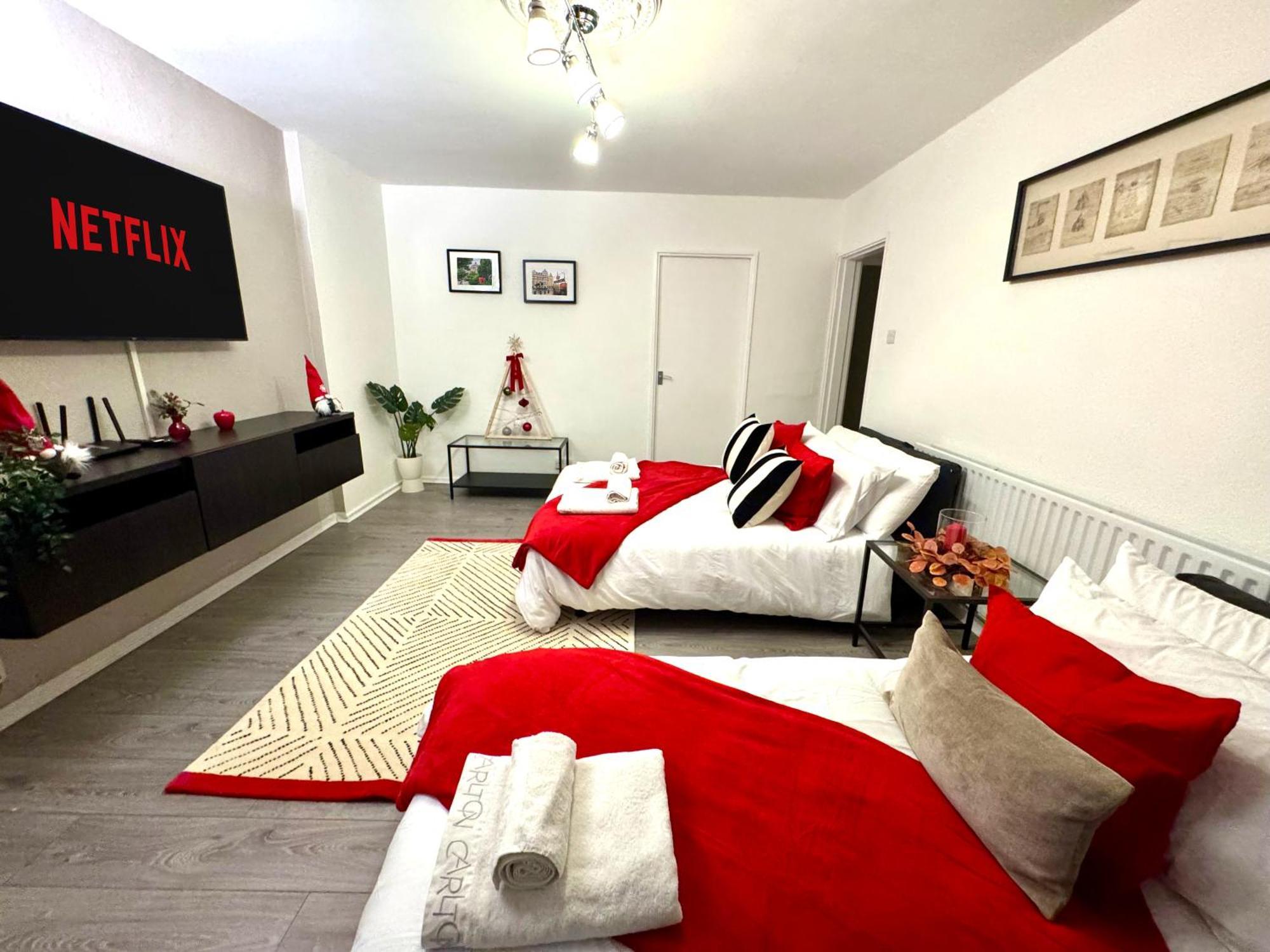 Skyline Apartment, London, Canary Wharf, River Side View And Street Parking Permit Lejlighed London