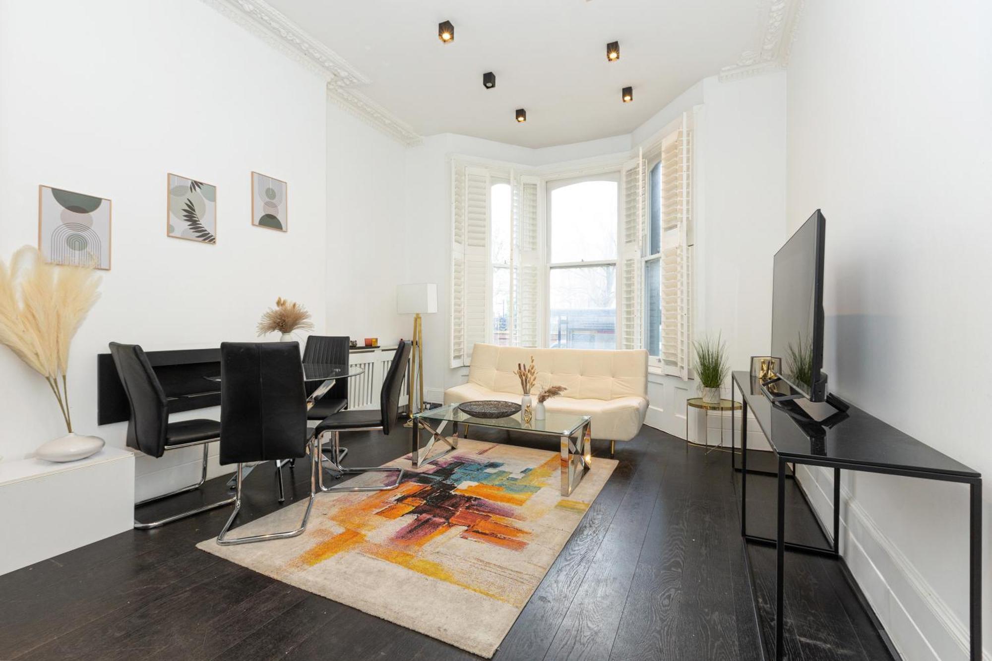 Lovely 2br Flat In Kensington, 2 Minutes Tube * Londen