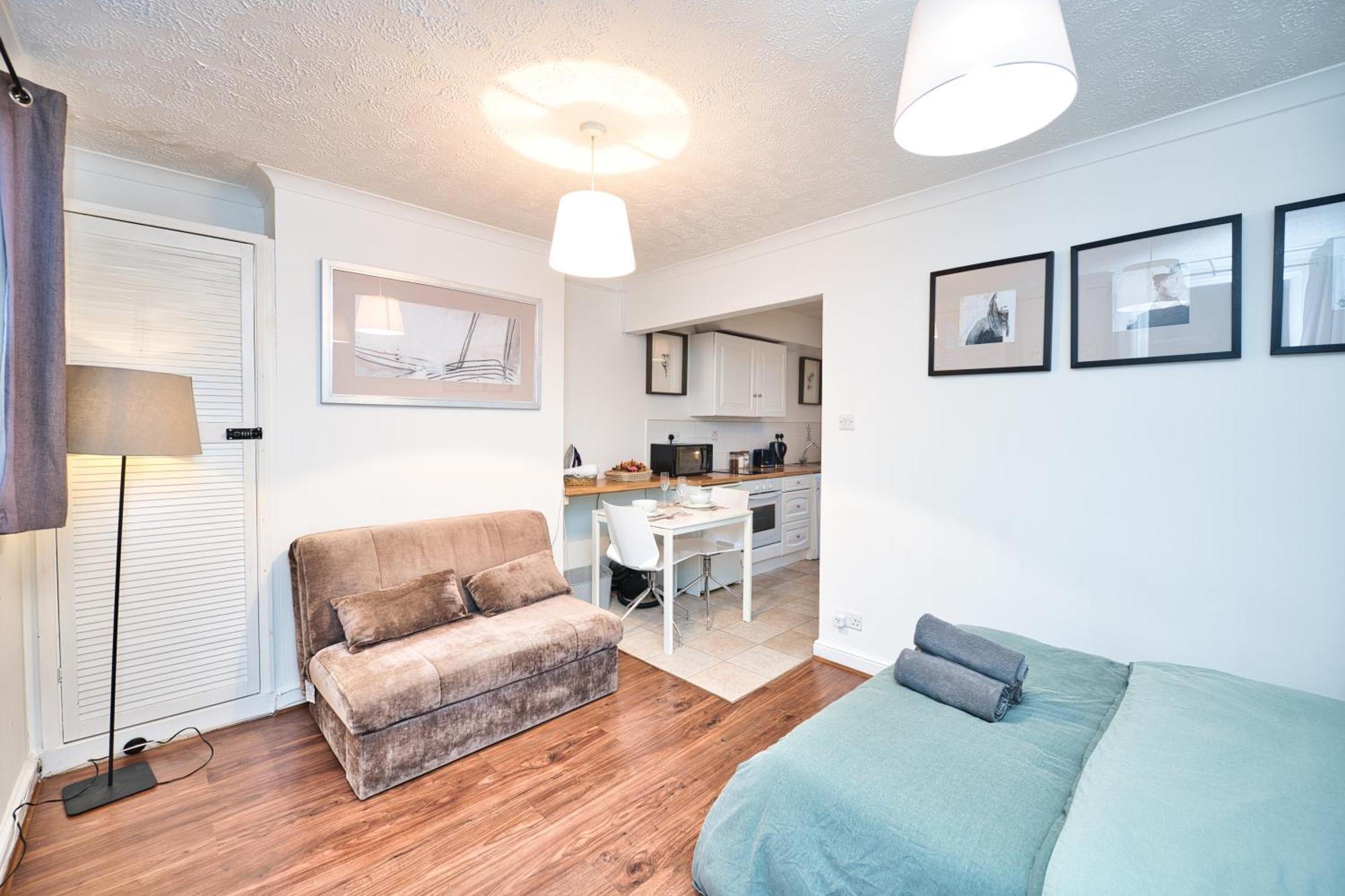 Hackney Road, E2 - For 3 Leilighet