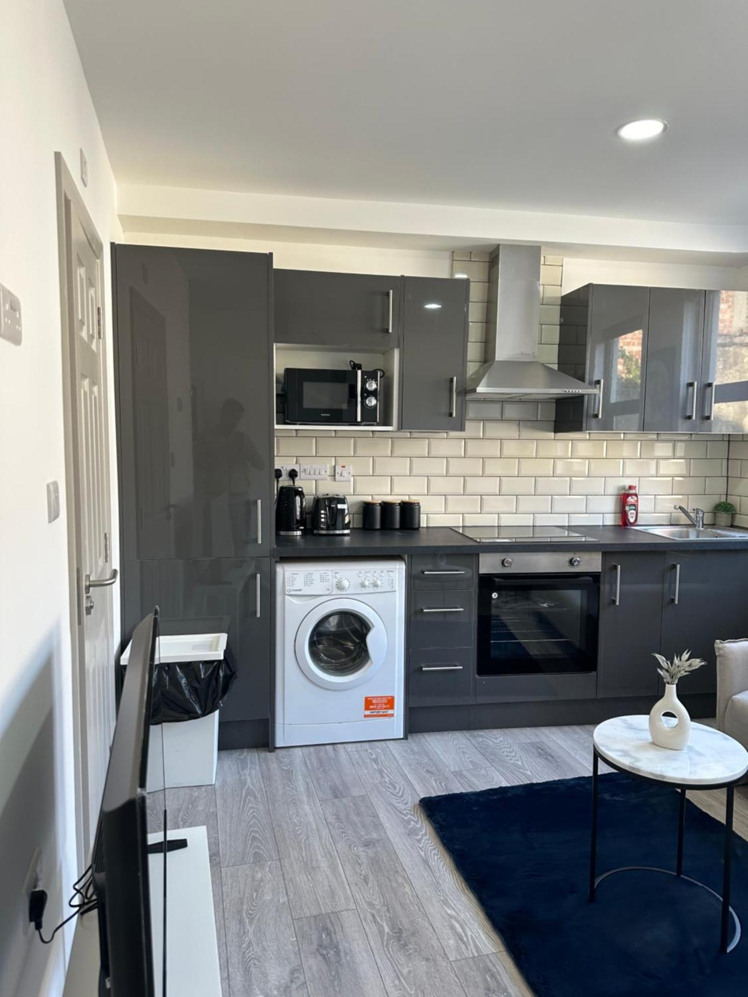 Appartement Luxury 1 Bedroom With Open Plan Kitchen For 6 Person In London! E1 Londres