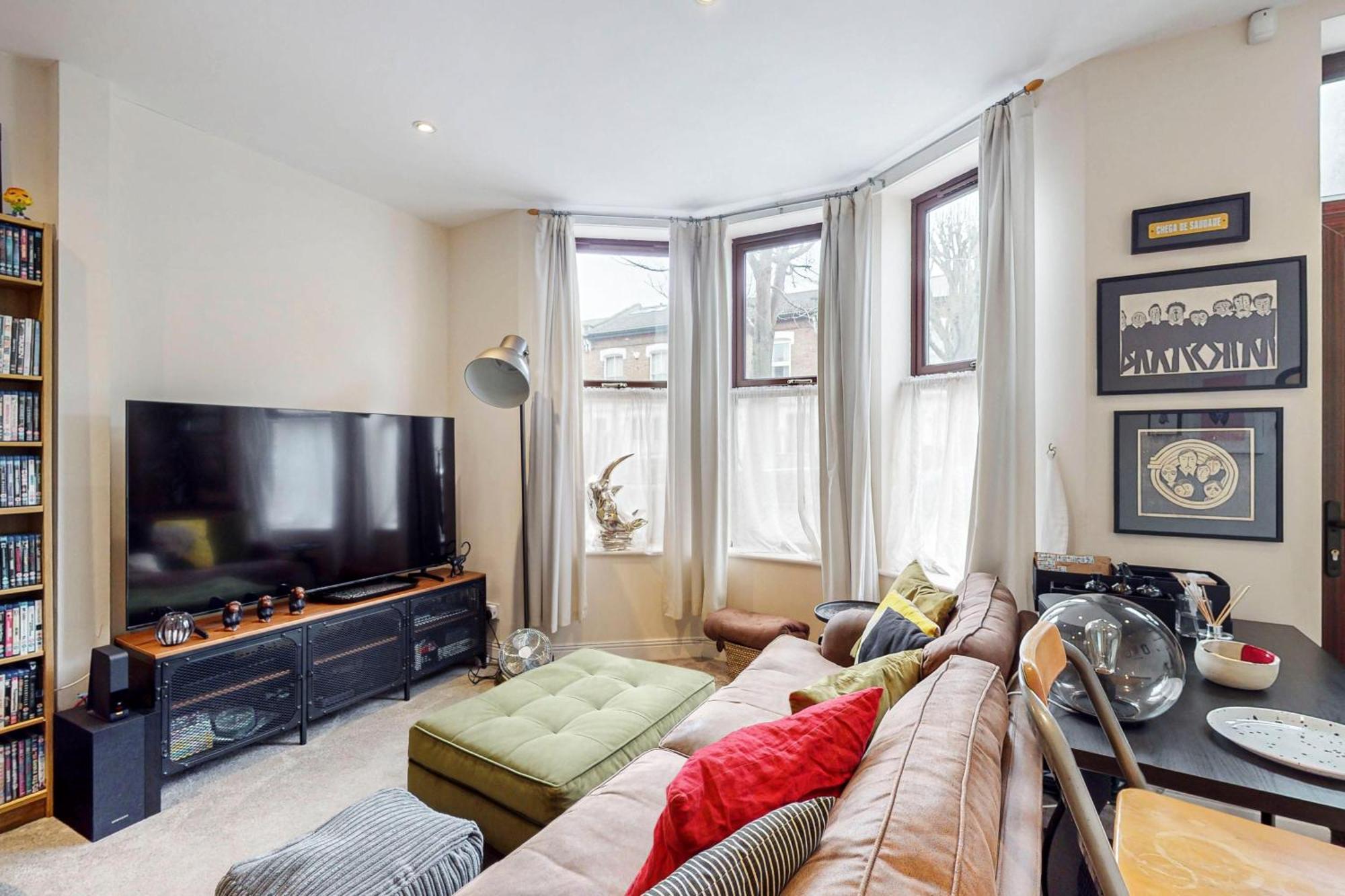 1 Bed House - 12 Min Walk To Emirates Stadium *