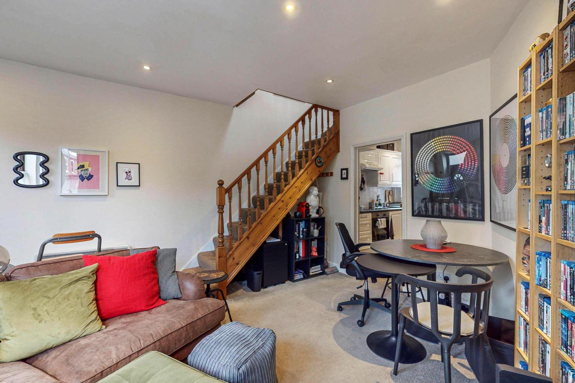 1 Bed House - 12 Min Walk To Emirates Stadium * London