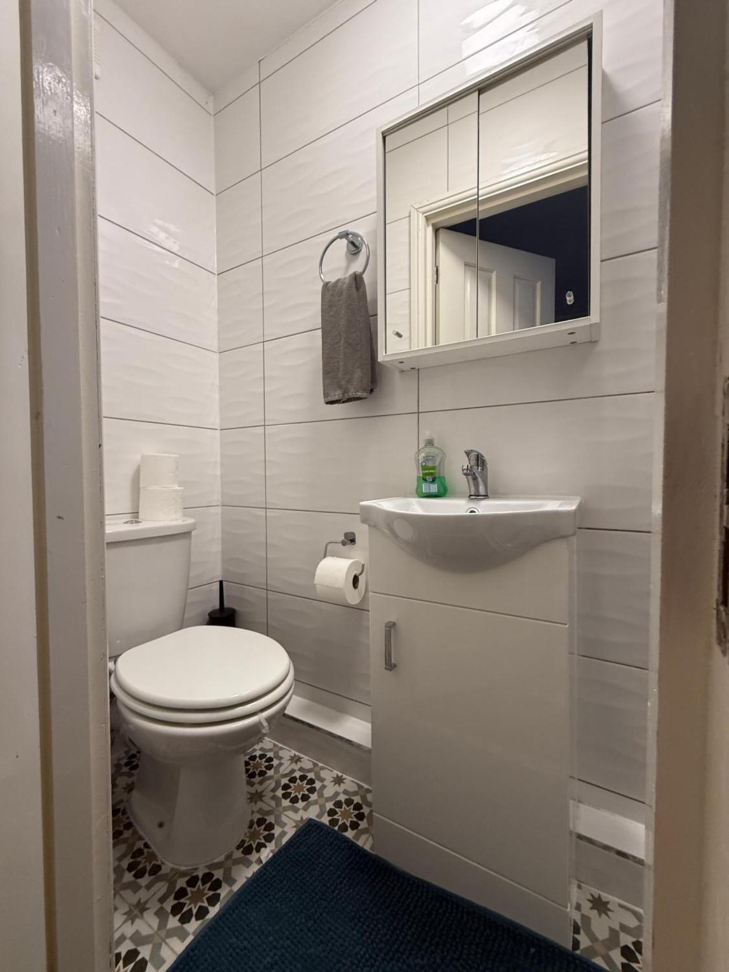 Apartment New 1 Bed Flat In