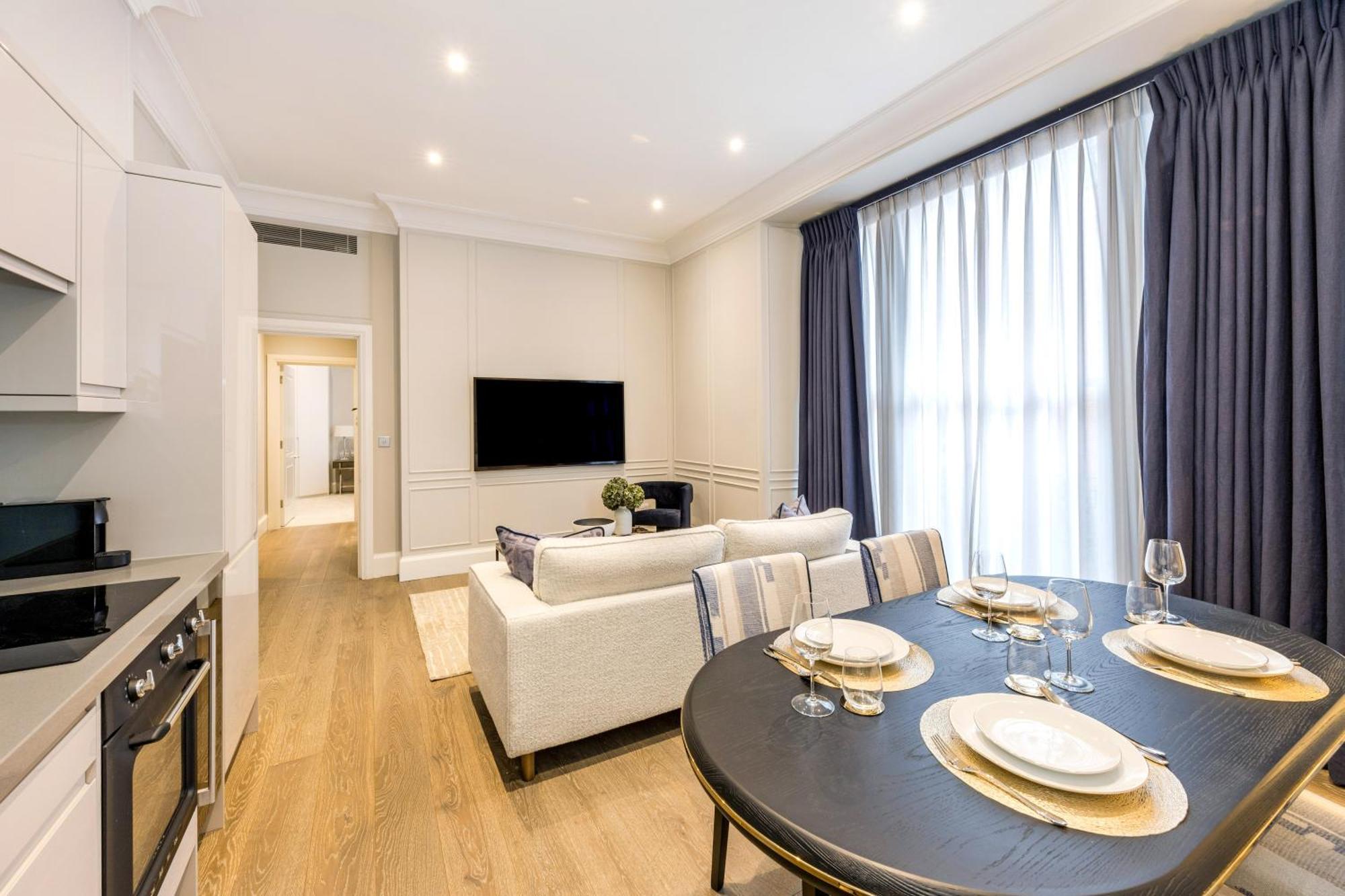 Buckingham & Lloyds Knightsbridge 5* Londen
