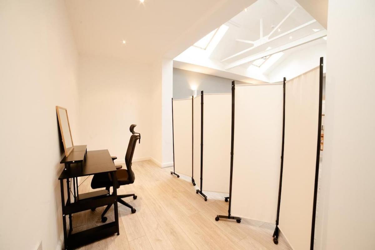 Lägenhet Stunning Split-level In Heart Of Fulham London