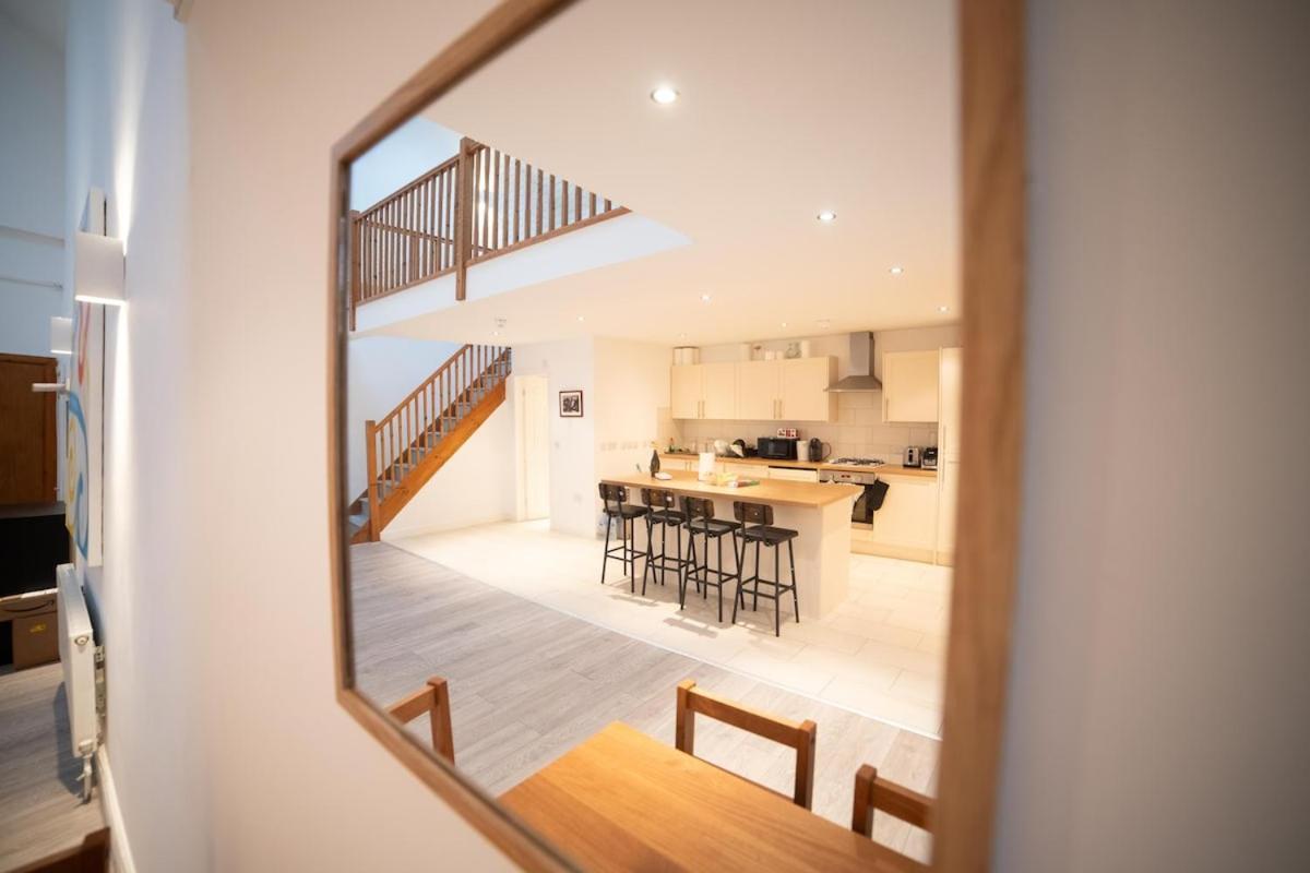 Lägenhet Stunning Split-level In Heart Of Fulham *