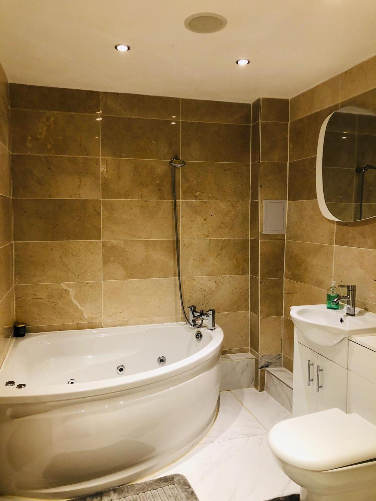 Large Group Friendly South Belgravia 4br * Londra