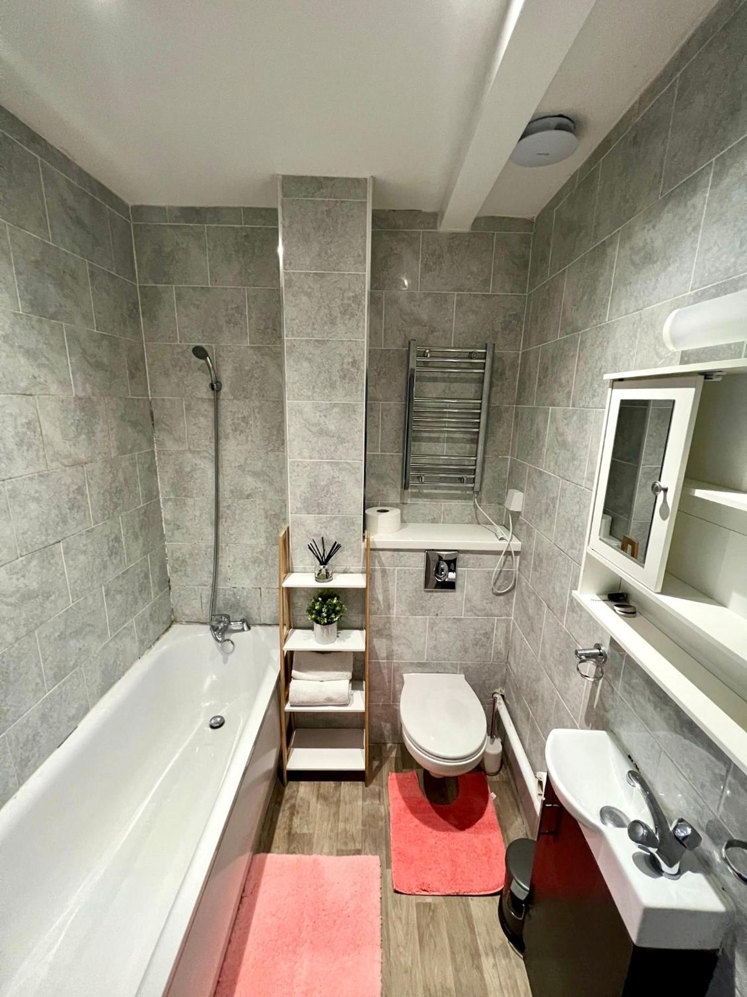 Lejlighed Spacious 3 Bedroom Flat In Kings Cross, St 159 *