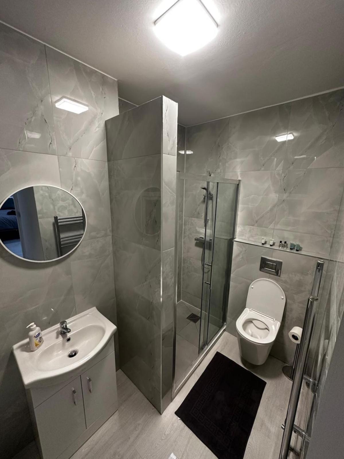 Appartement Funky Flat Nr Londen