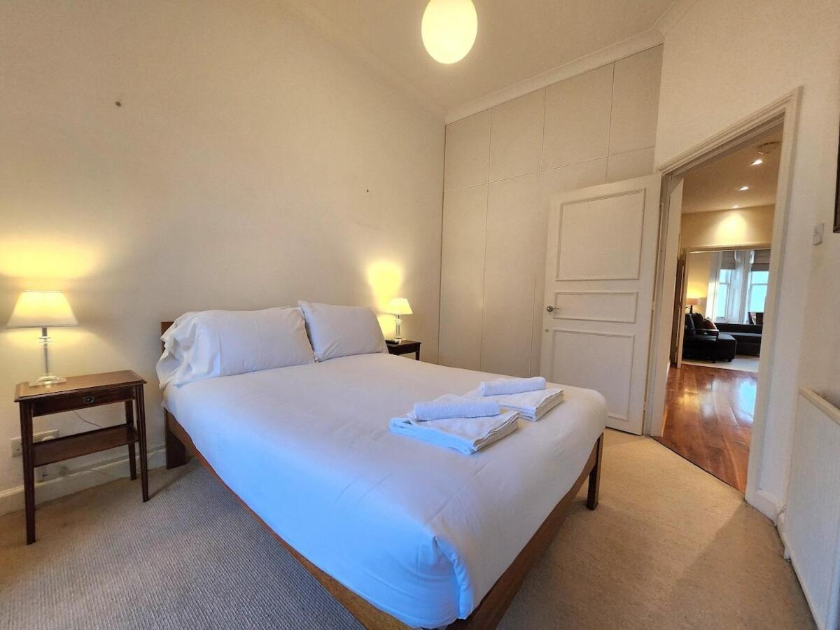 Appartement Elegant 2br Steps From Tube Londres