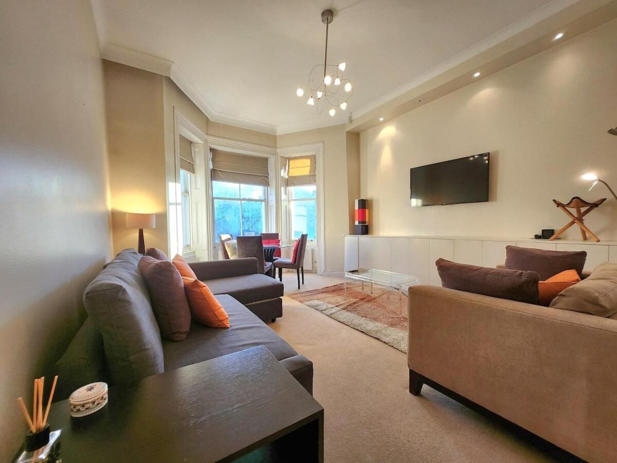 Elegant 2br Steps From Tube Appartement *