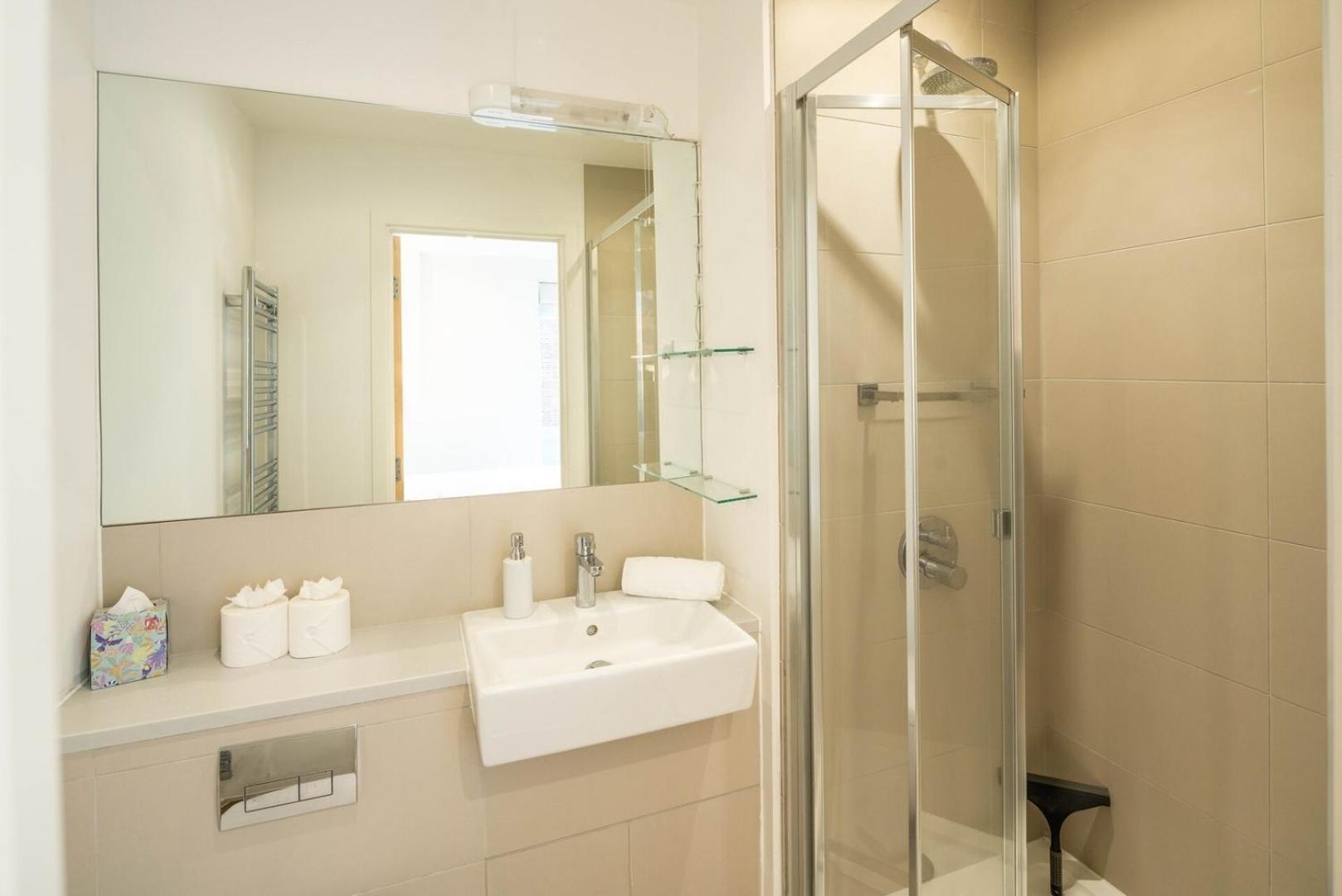 Modern 3-bed Flat In Bermondsey Leilighet *