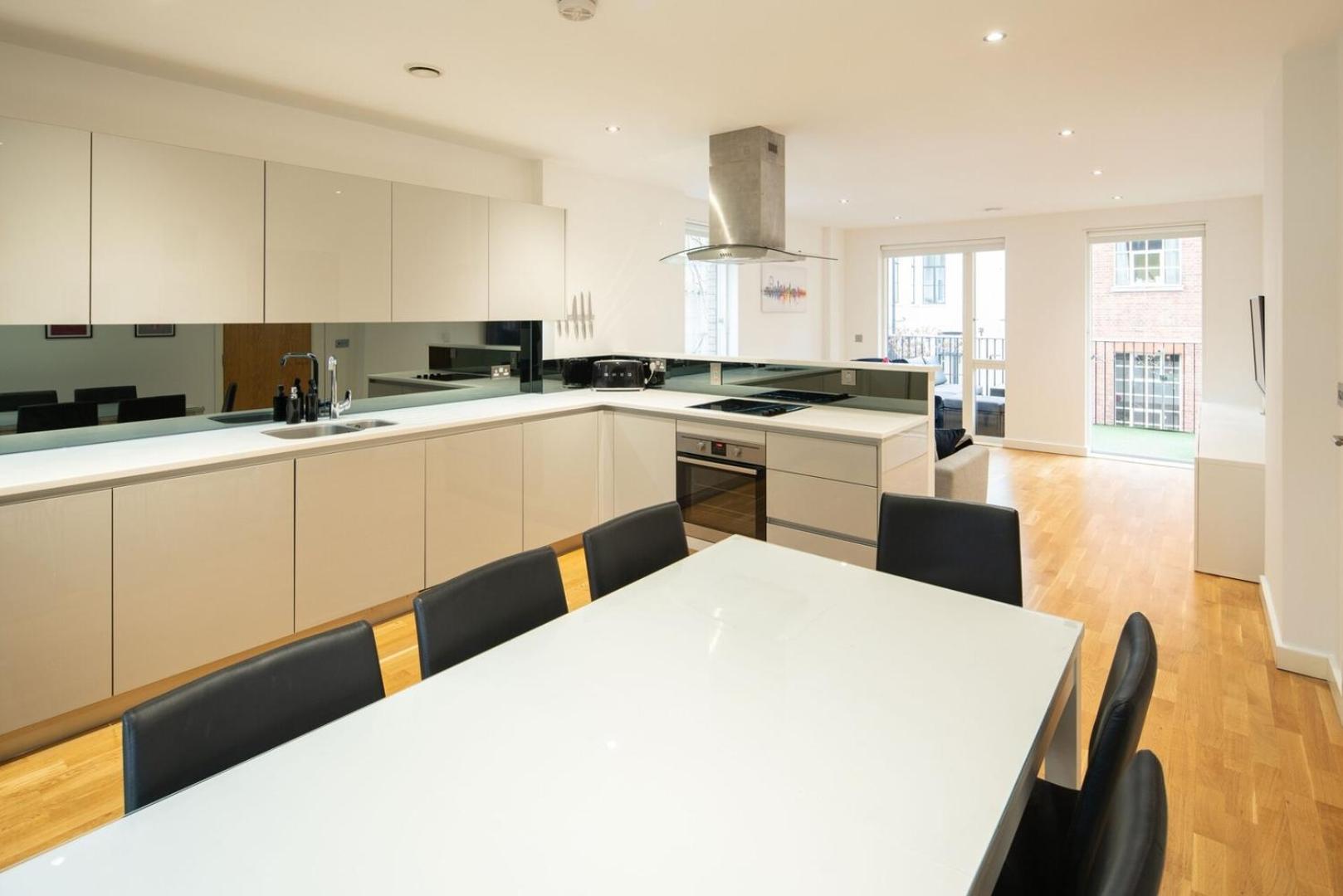 Leilighet Modern 3-bed Flat In Bermondsey *