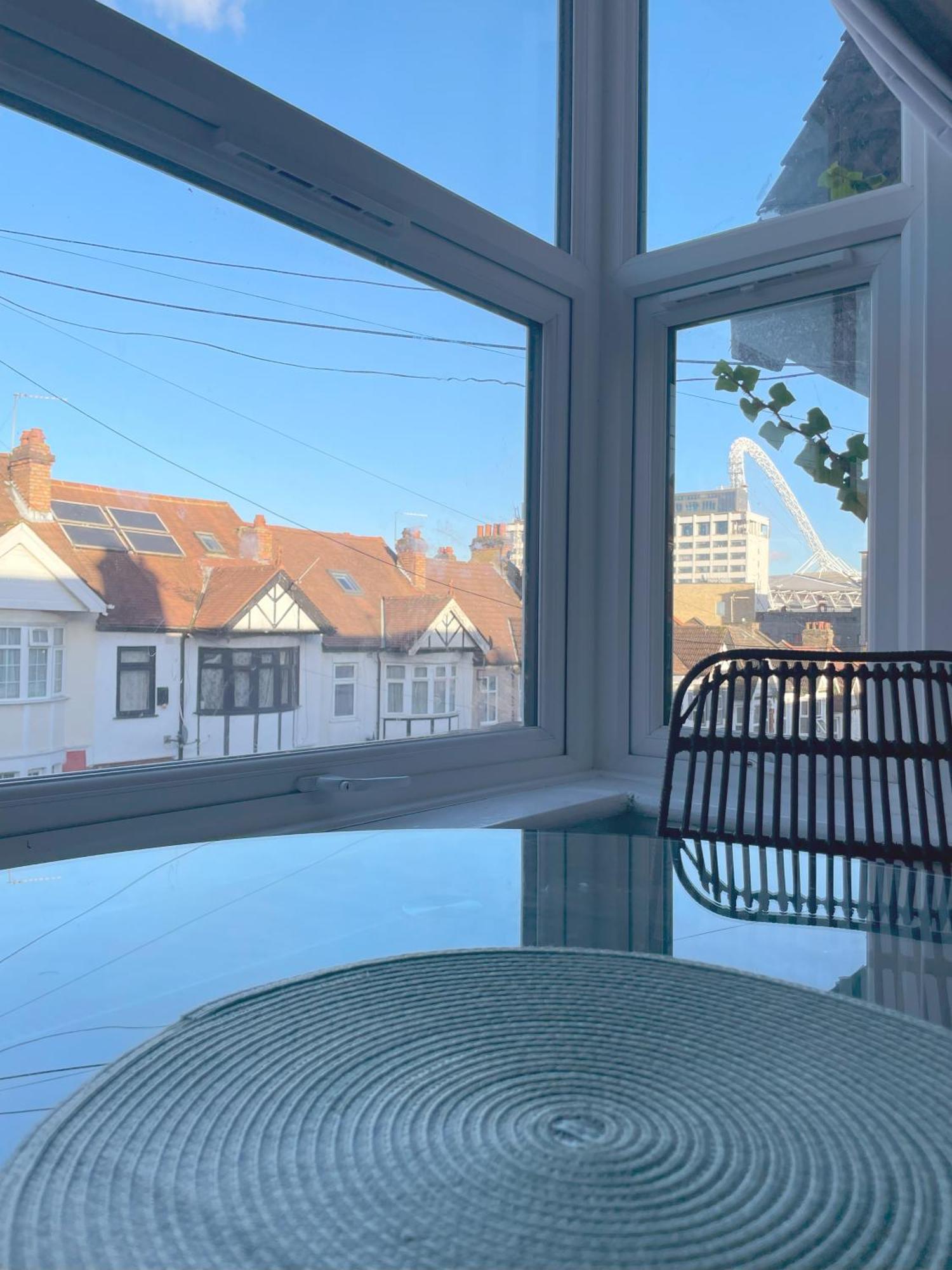 Cosy Double A Stones Throw From Wembley Stadium * London