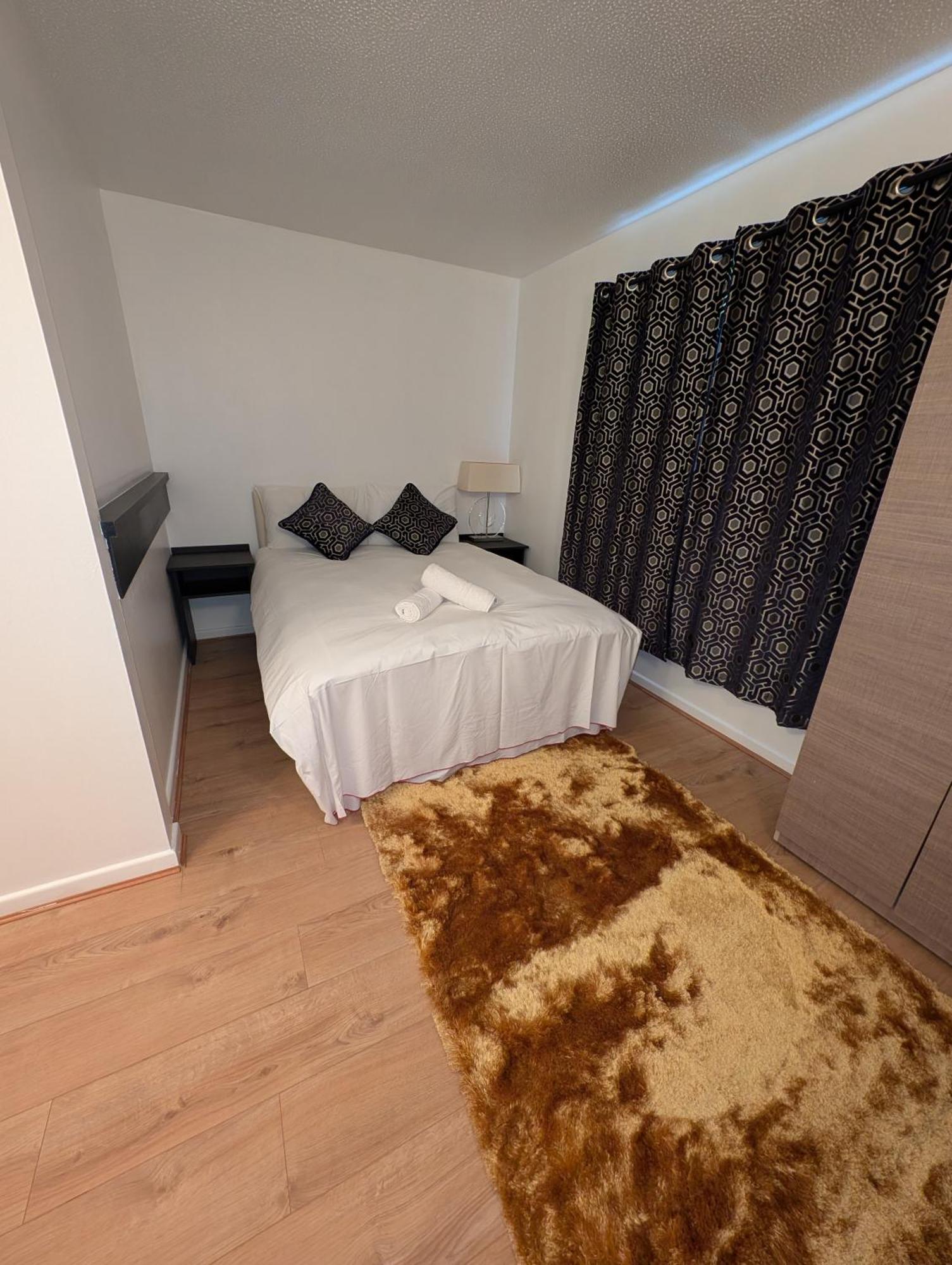Bow Near Abba And Stratford Olympic Guest house London