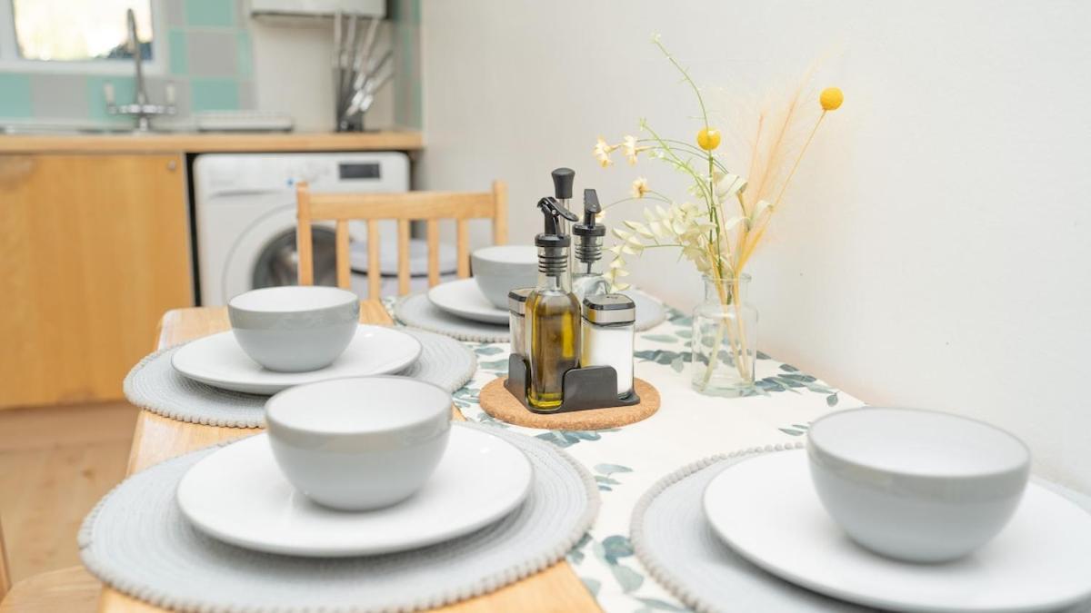 Golden Maisonette Next To Camden Town With Private Parking * Londra