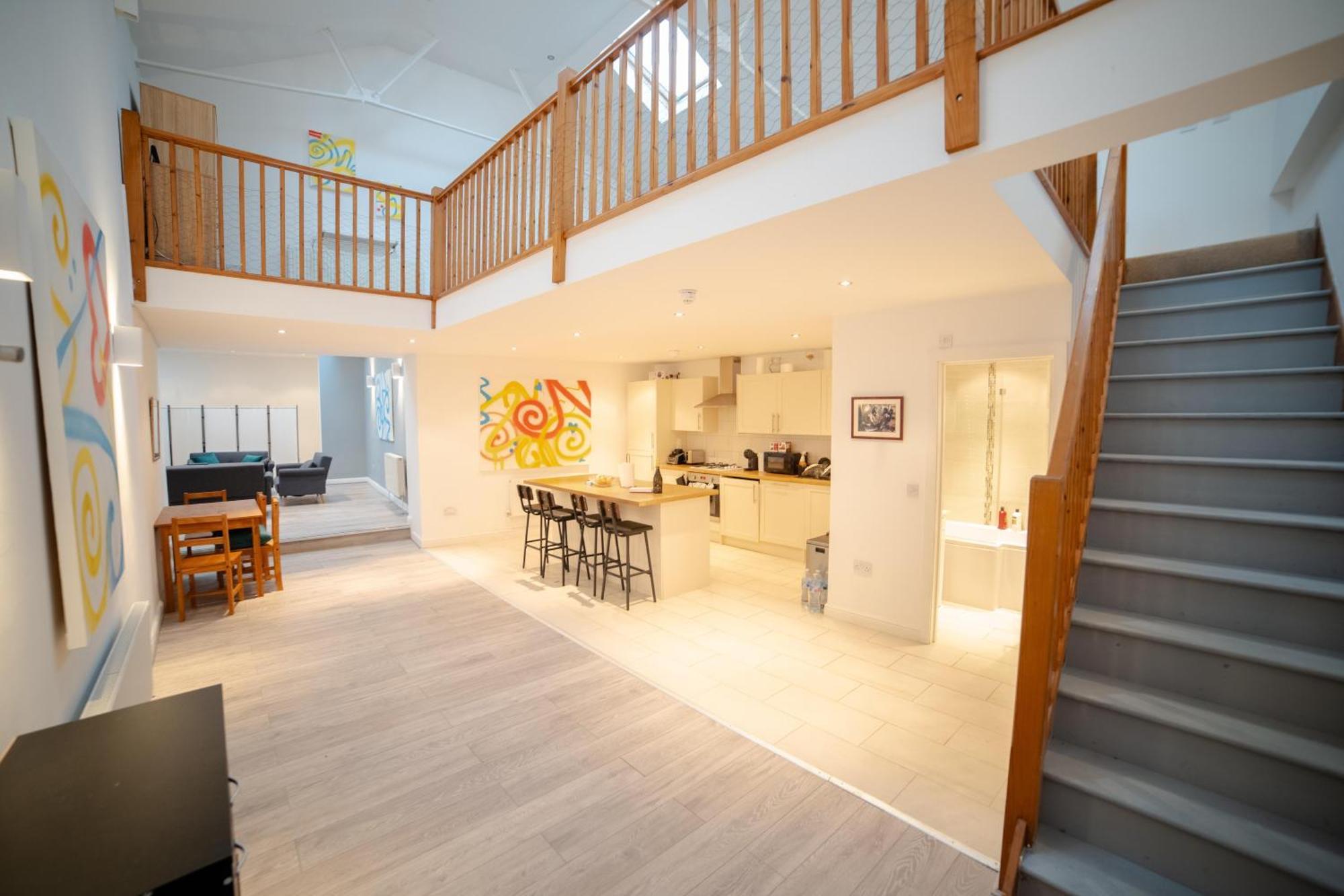 Stunning Split-level In Heart Of Fulham Lägenhet *