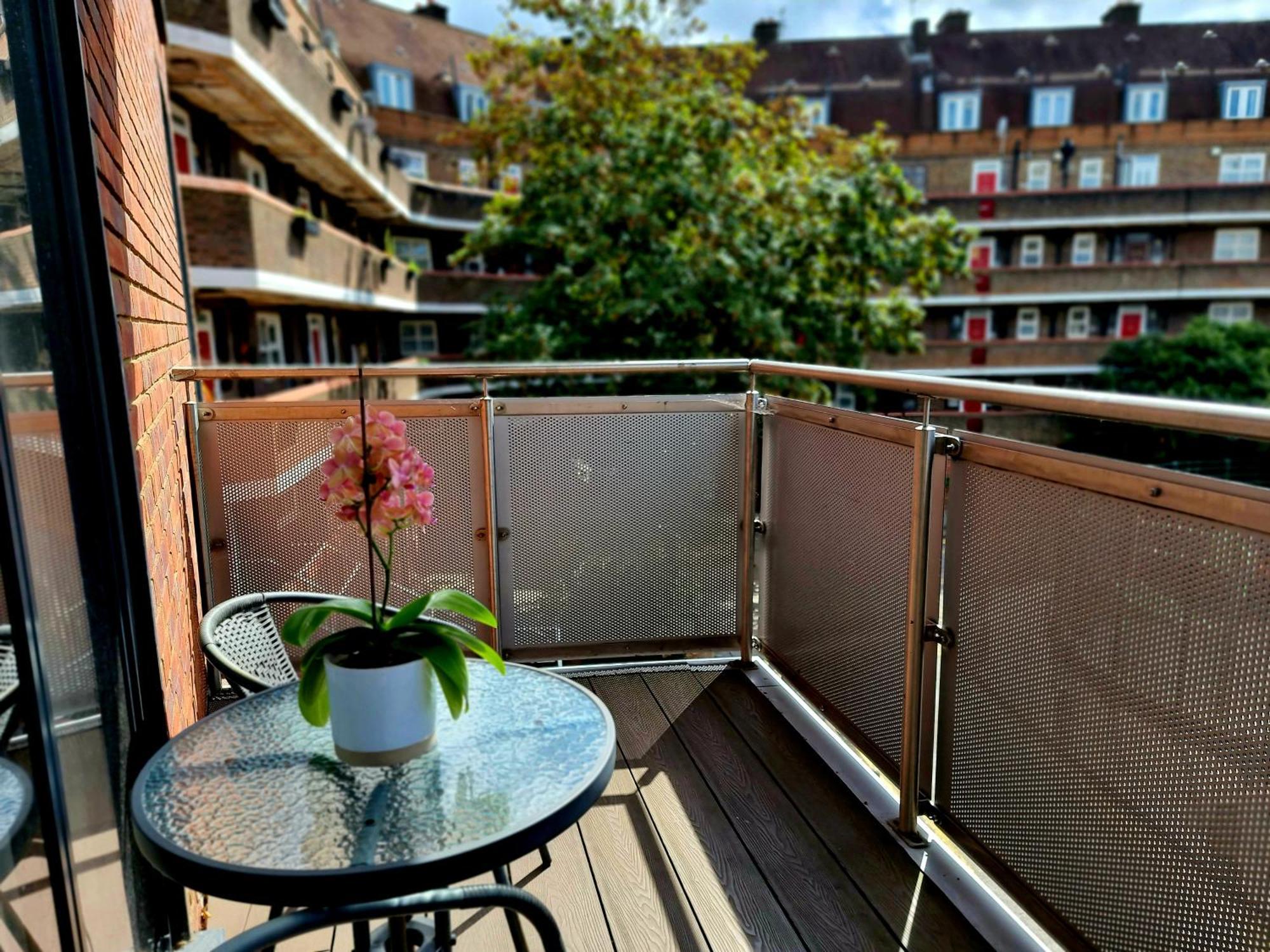 Brand New Apartment *